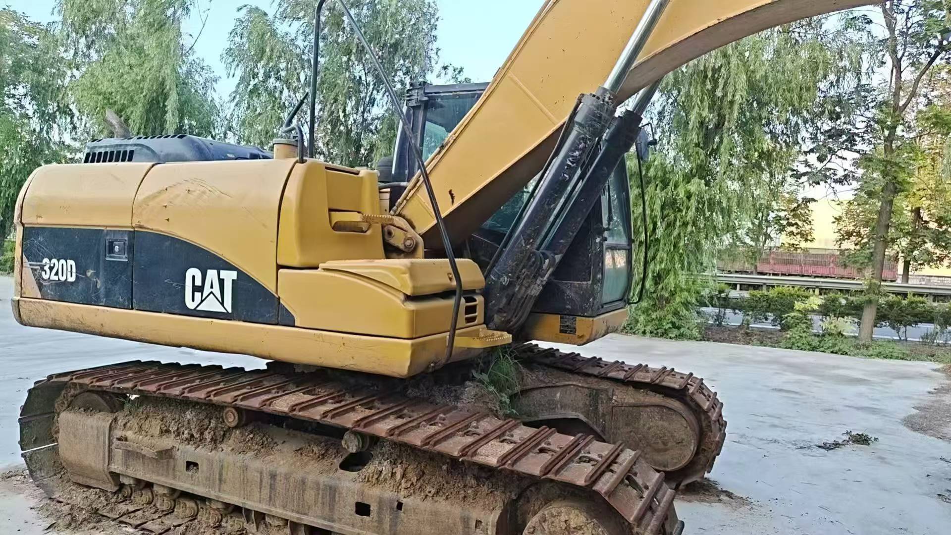 Buy Caterpillar 320D Used Excavator / 3