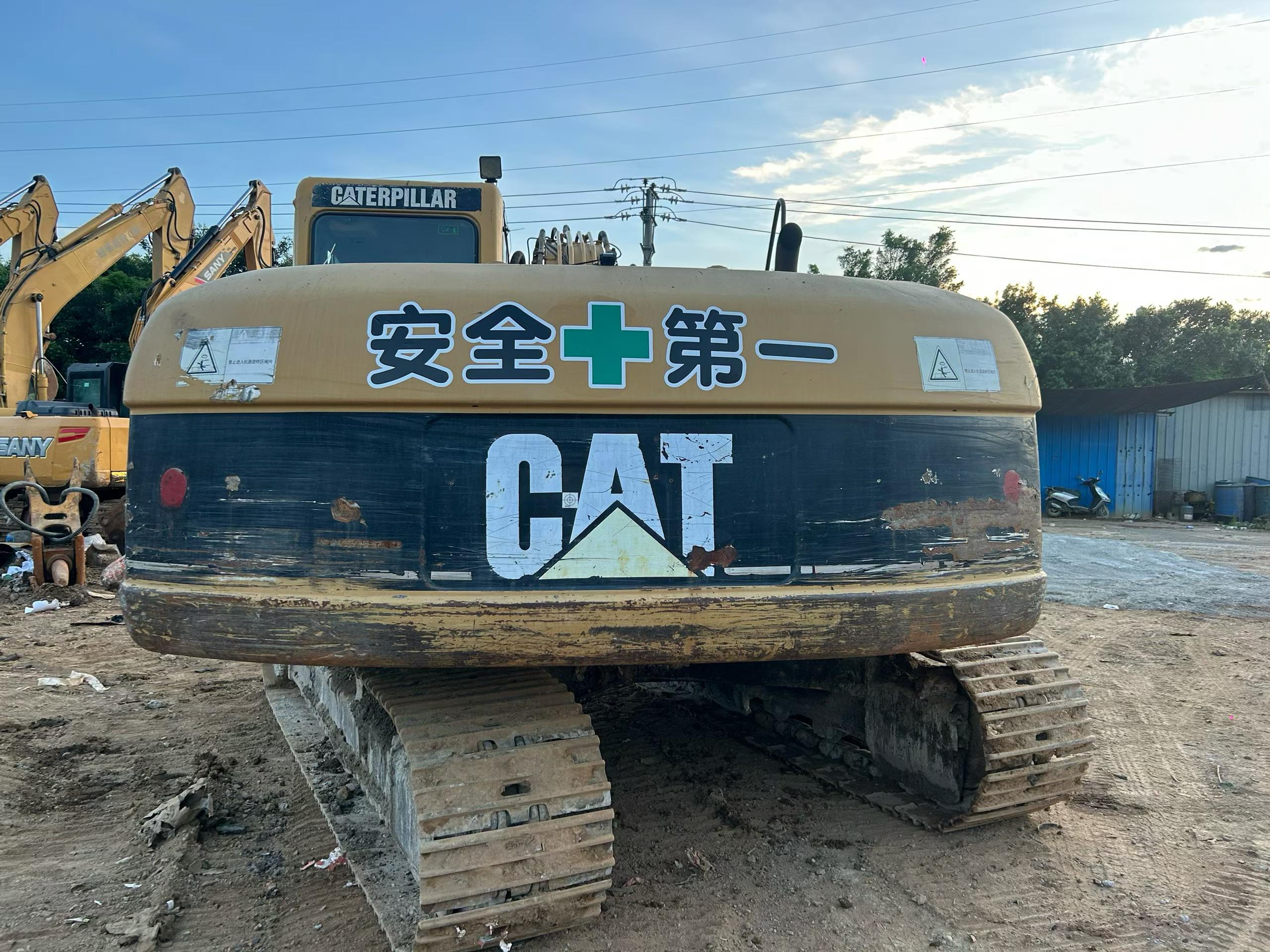 Buy Caterpillar 320C Used Excavator / 5 Buy Caterpillar 320C Used Excavator / 5