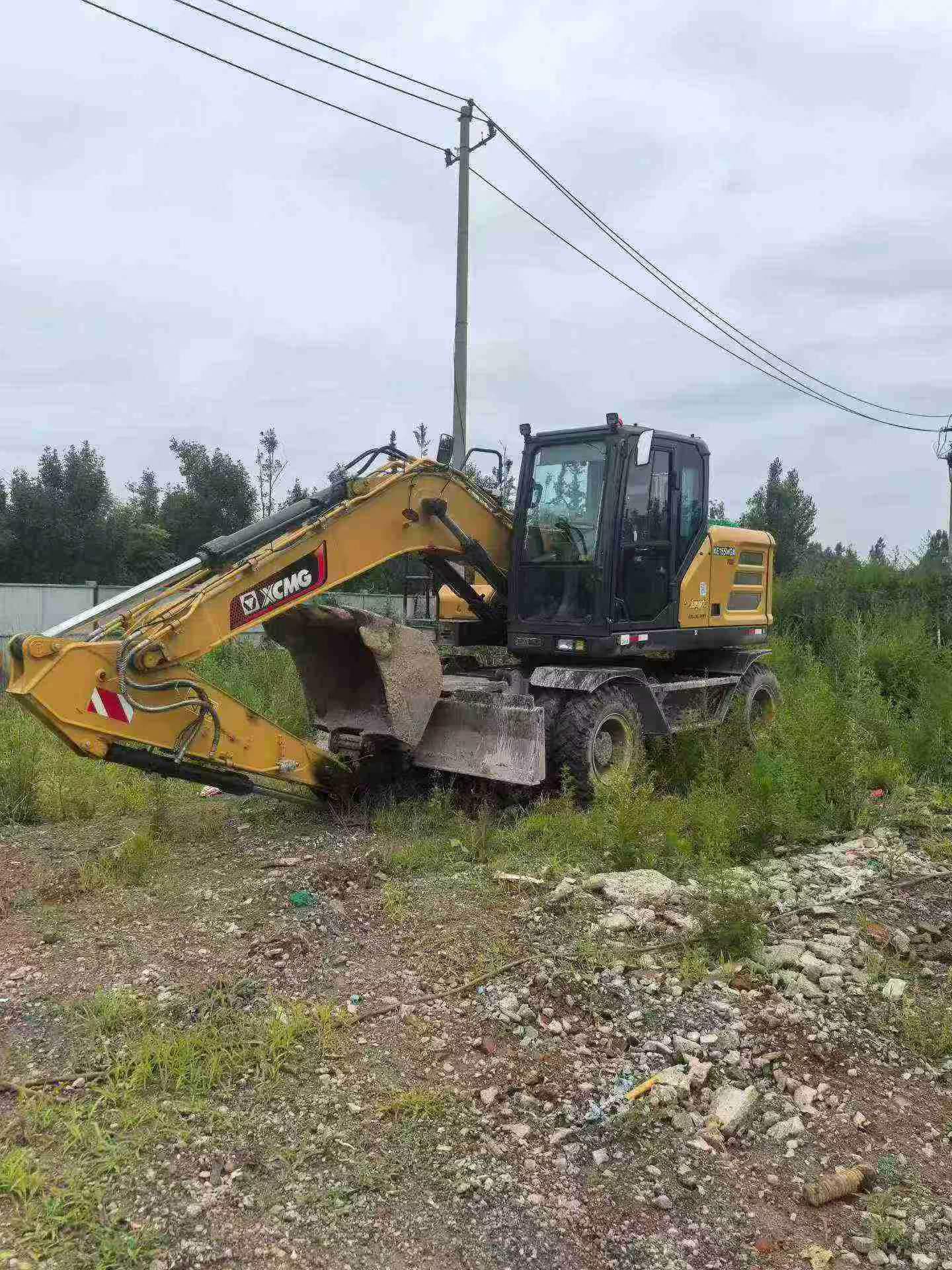 Buy XCMG XE15 Used Excavator