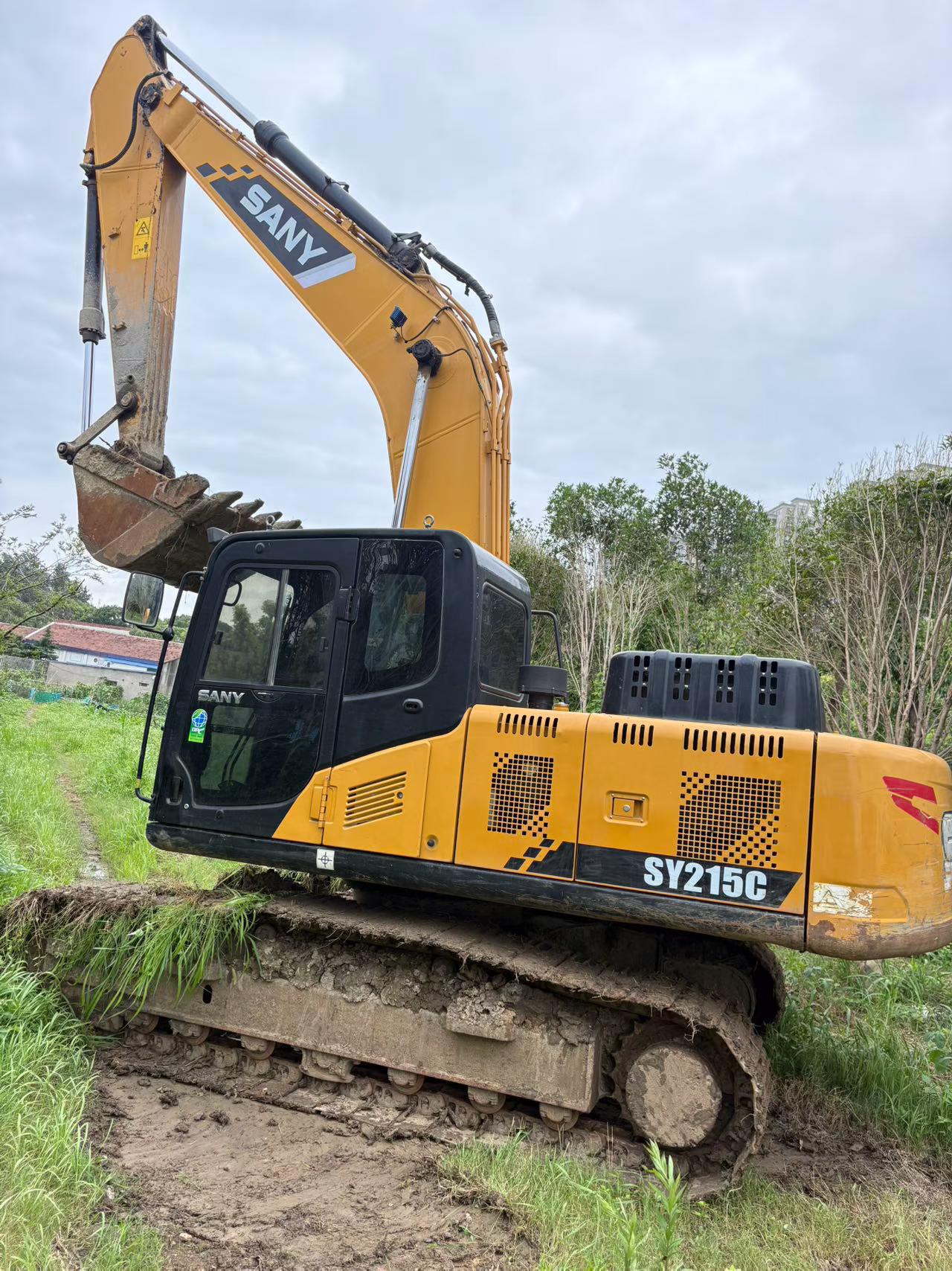 Buy Sany SY205C Used Excavator / 1