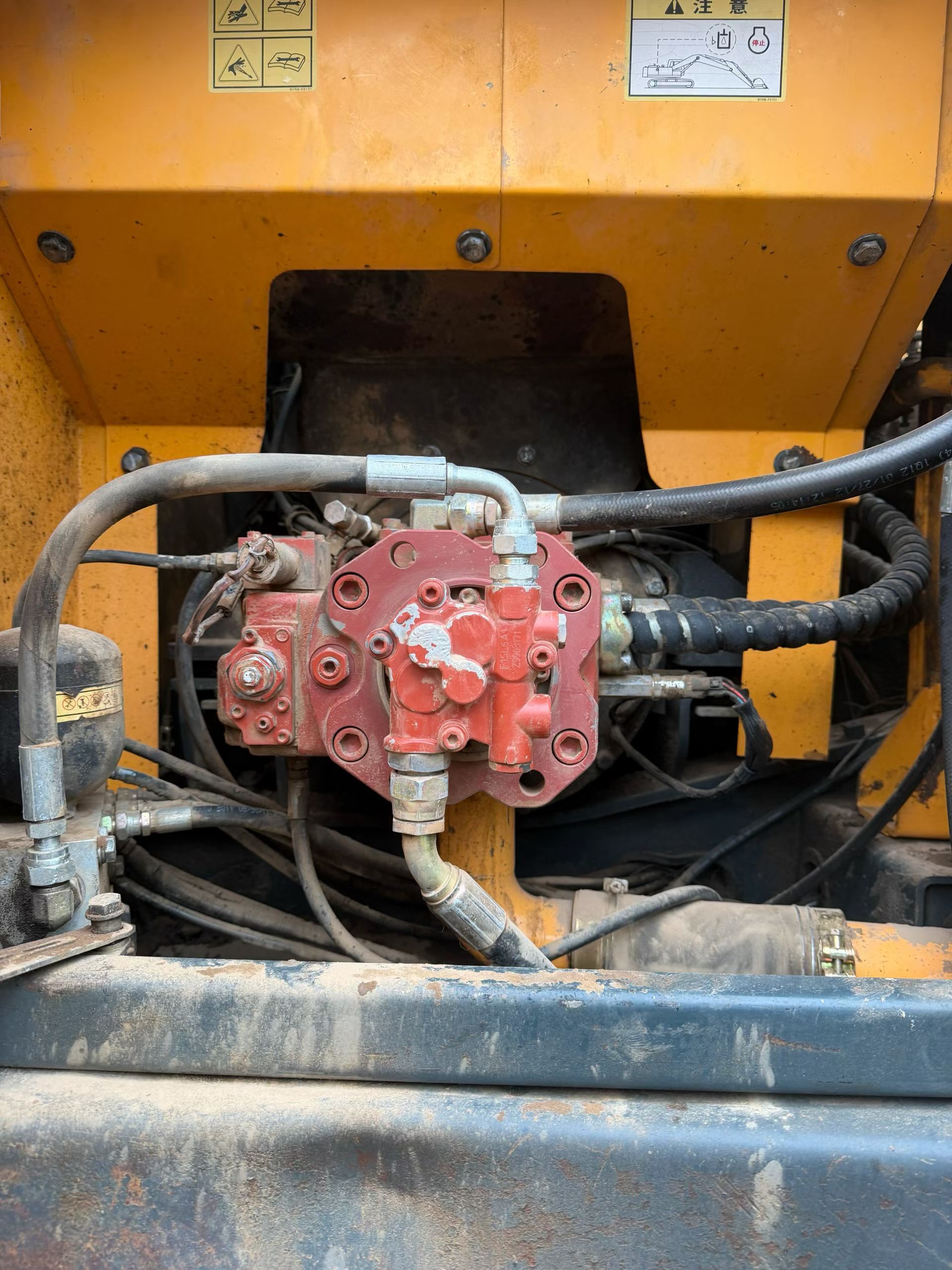 Buy Hyundai R150-7 Used Excavator / 2 Buy Hyundai R150-7 Used Excavator / 2