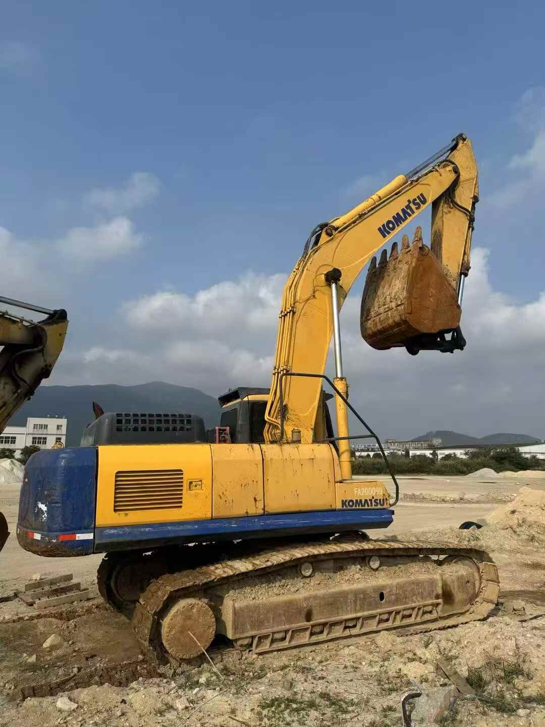 Buy Komatsu PC350-7 Used Excavator / 2