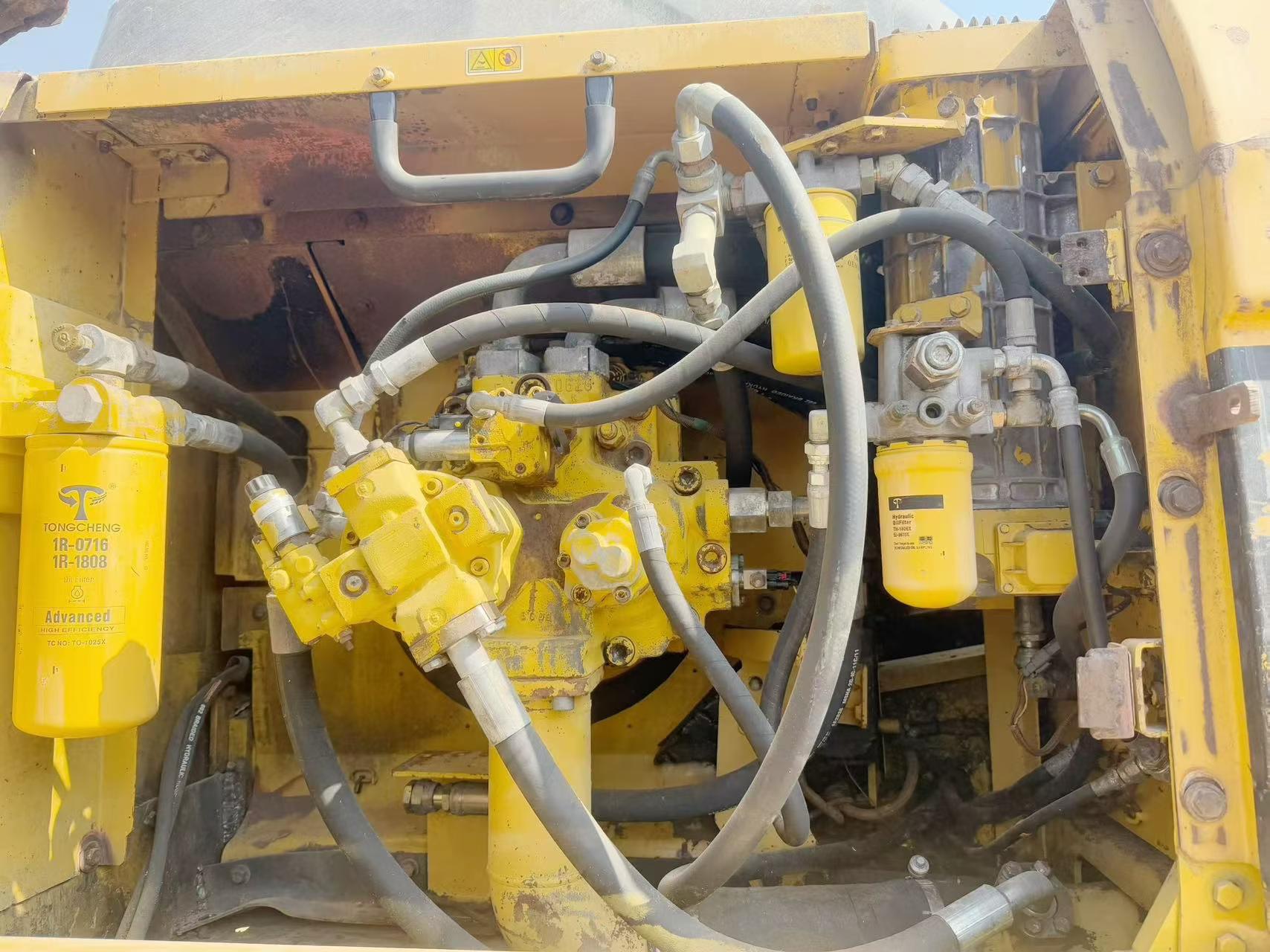 Buy Caterpillar 330B Used Excavator / 7 Buy Caterpillar 330B Used Excavator / 7