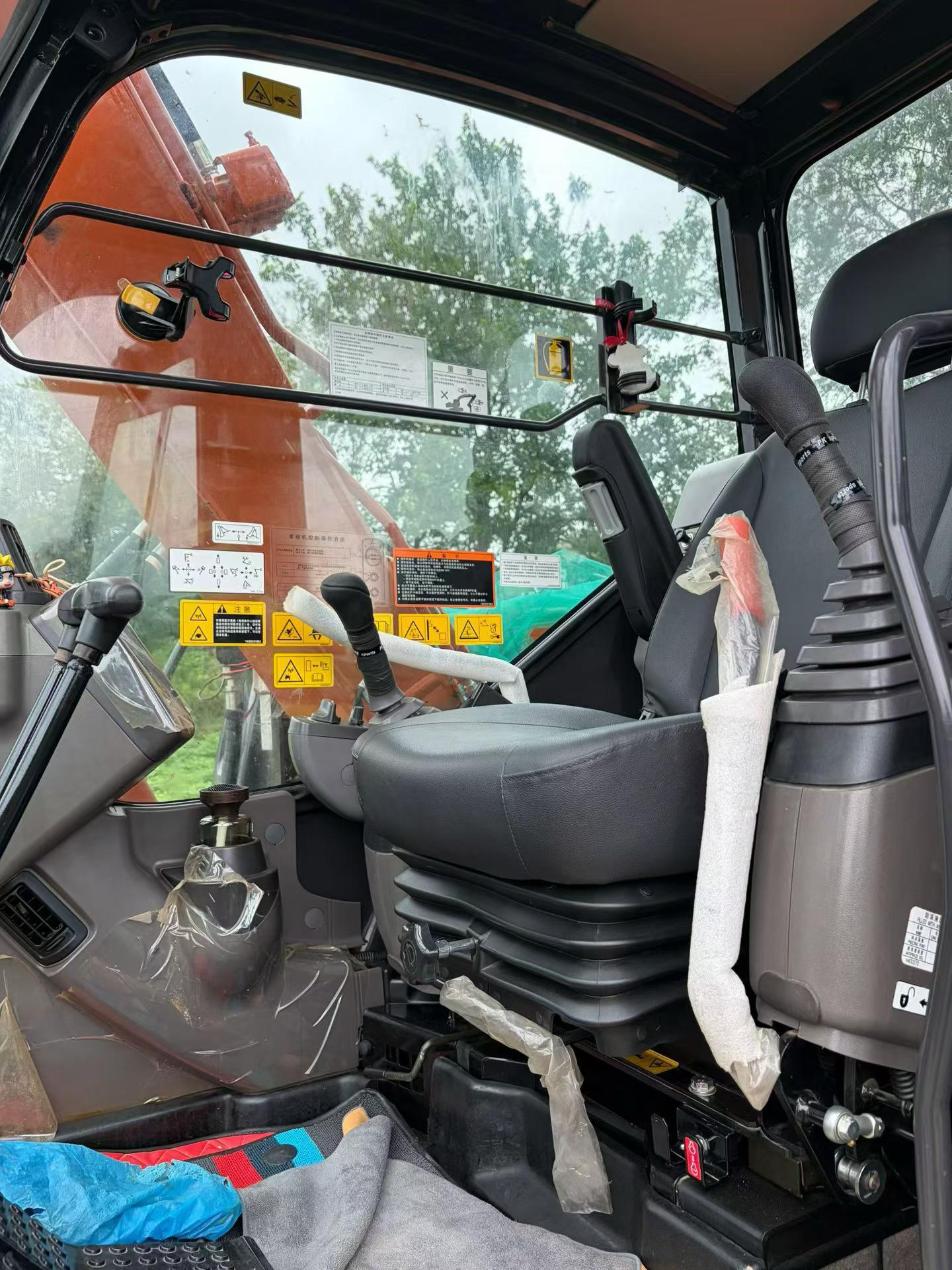 Buy Hitachi EX75-3 Used Excavator / 3 Buy Hitachi EX75-3 Used Excavator / 3