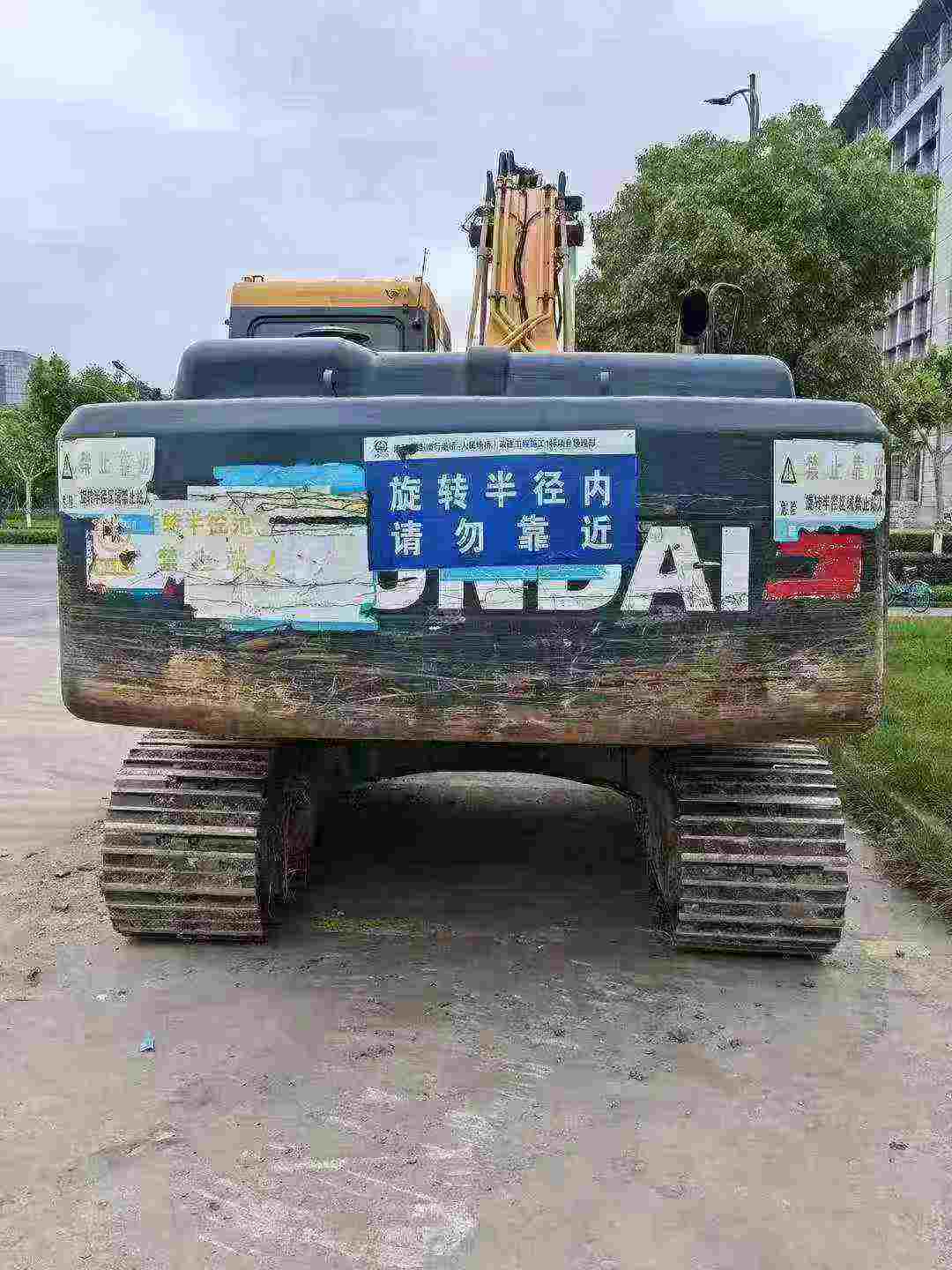 Buy Hyundai R215VS Used Excavator / 2 Buy Hyundai R215VS Used Excavator / 2