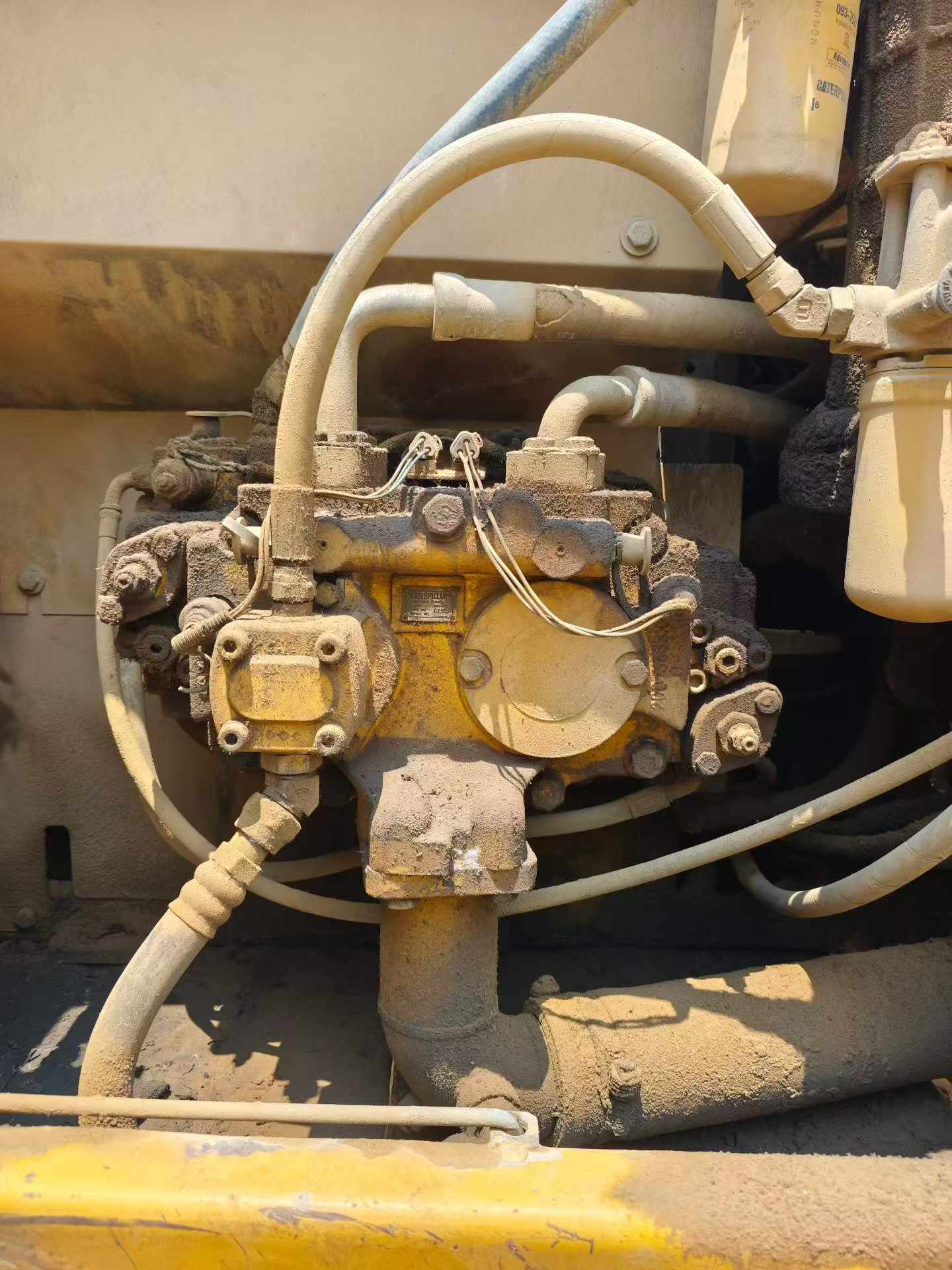 Buy Caterpillar 323DL Used Excavator / 7 Buy Caterpillar 323DL Used Excavator / 7