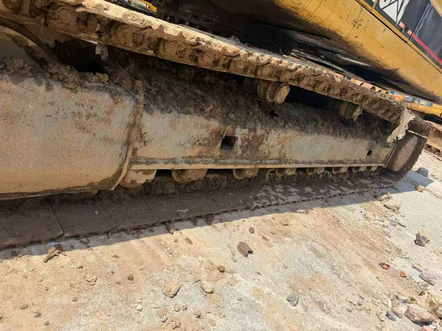 Buy Caterpillar 320BL Used Excavator / 5 Buy Caterpillar 320BL Used Excavator / 5