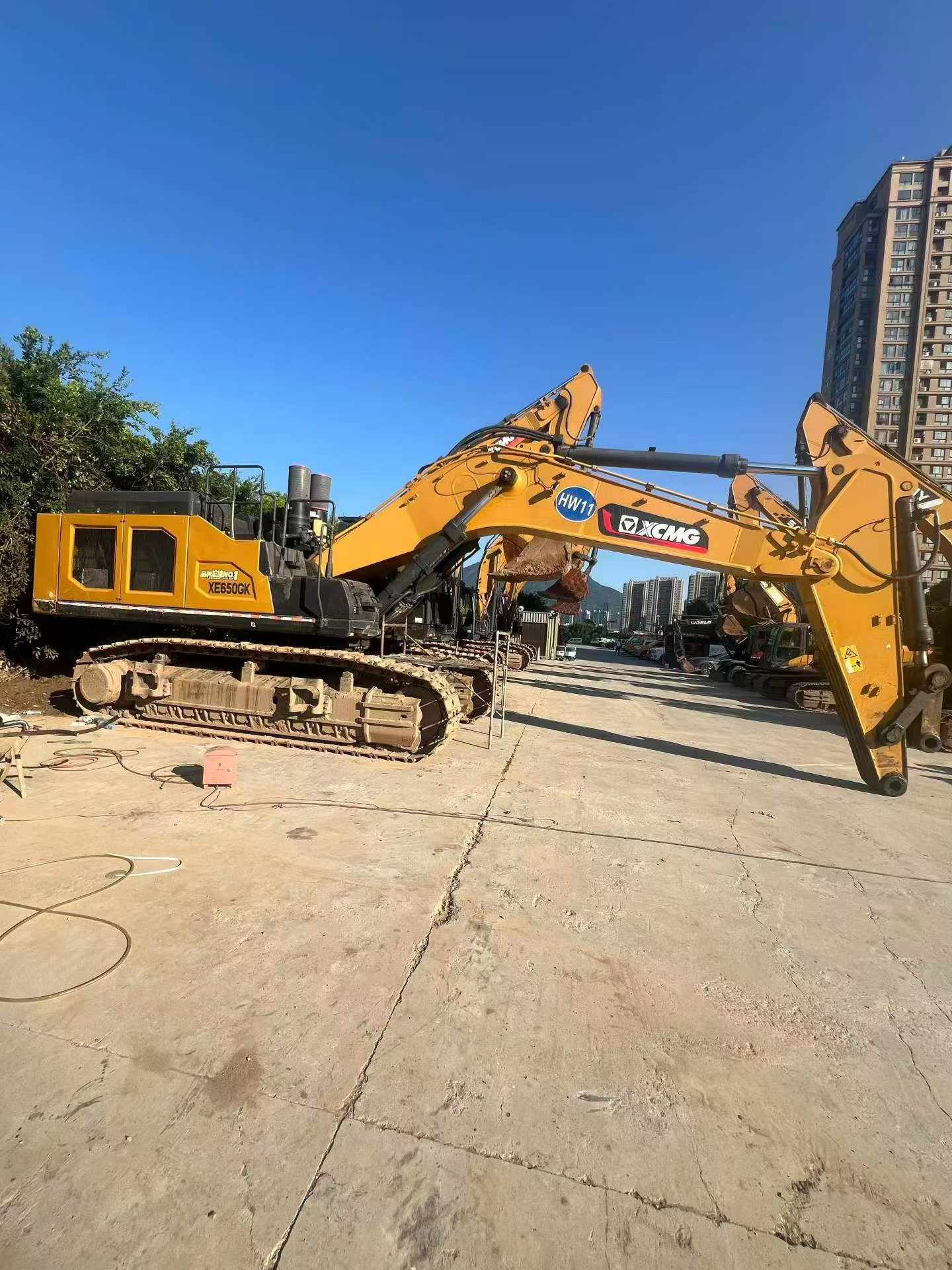 Compre Excavadora XCMG XE650DP Usada / 6