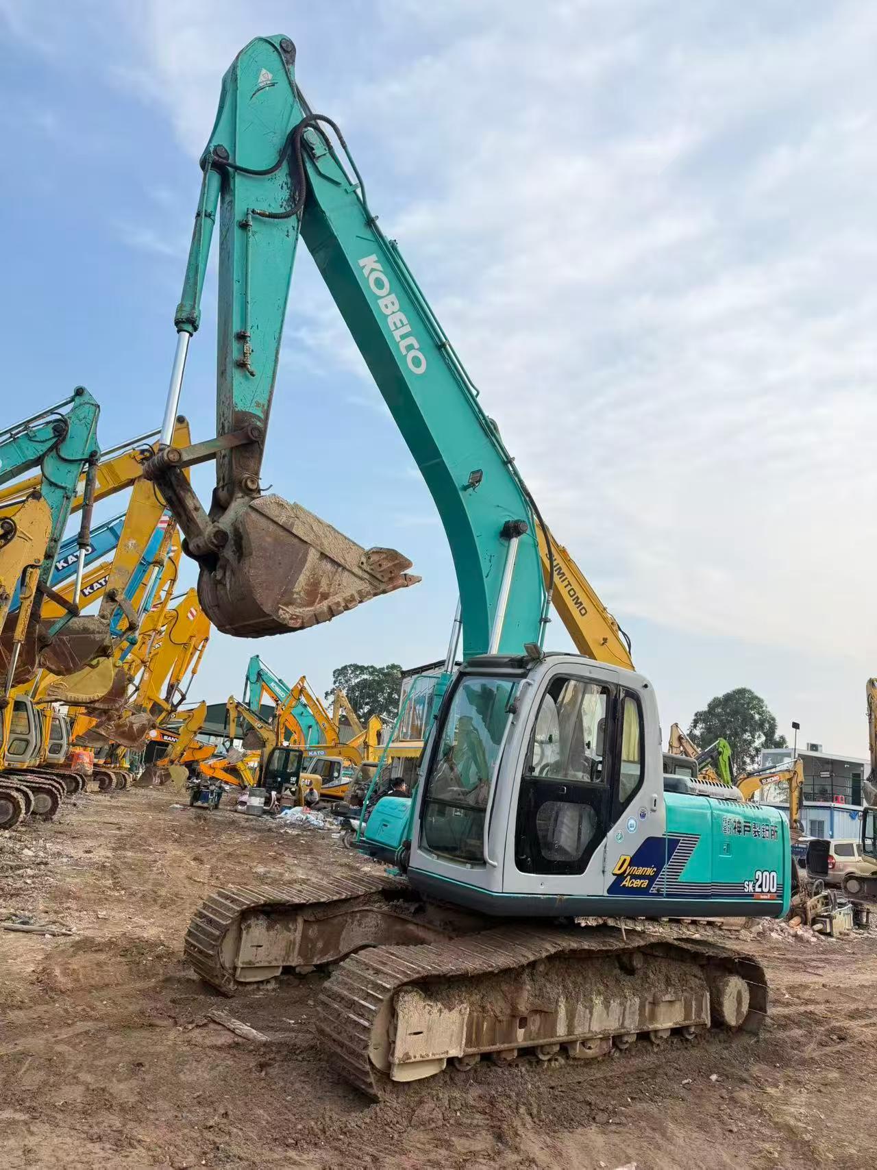 Buy Kobelco SK200-2 Used Excavator