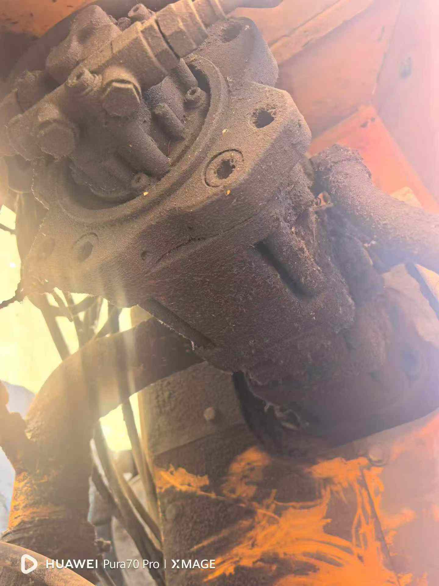 Buy Hyundai R215-7 Used Excavator / 9 Buy Hyundai R215-7 Used Excavator / 9