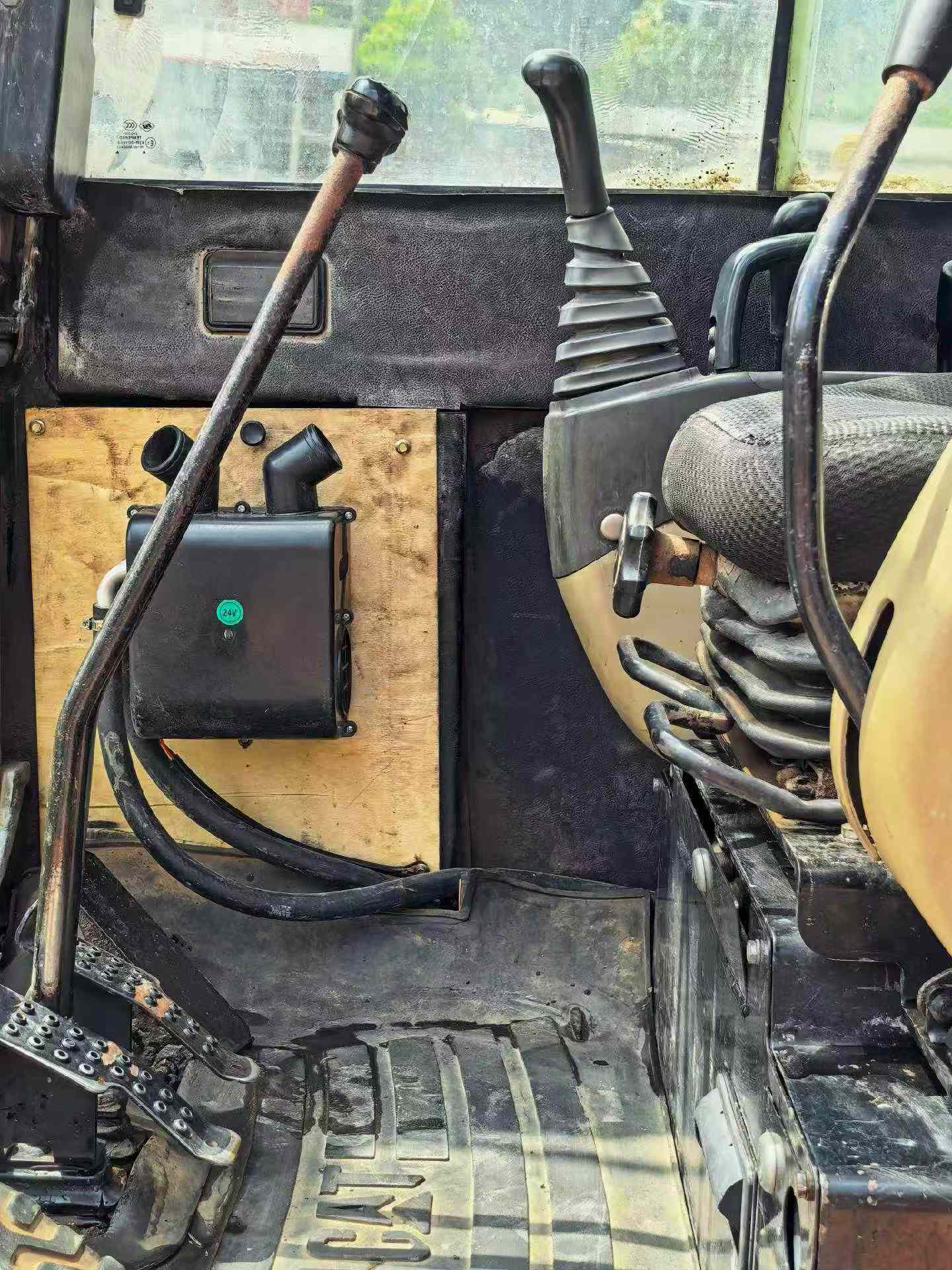 Buy Caterpillar 306D Used Excavator / 8