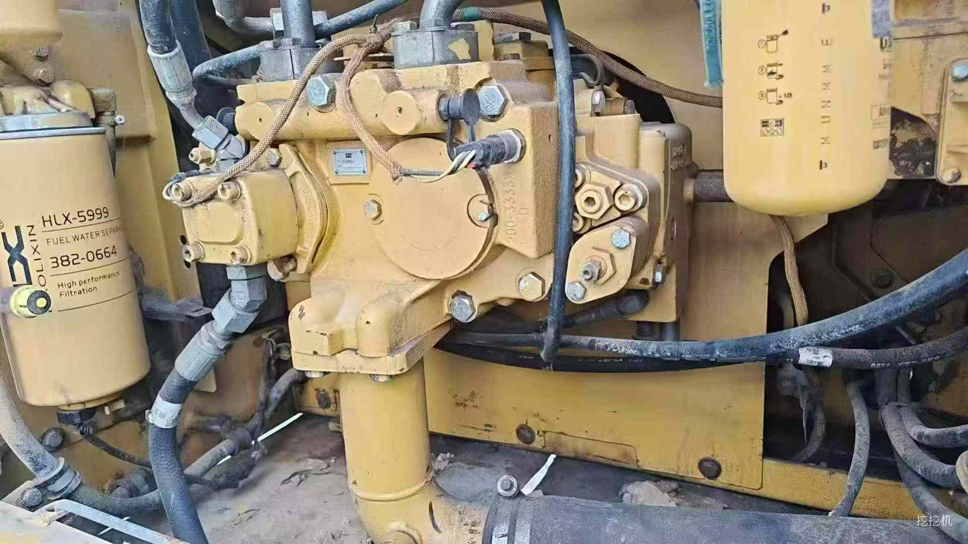 Buy Caterpillar 320D Used Excavator / 4 Buy Caterpillar 320D Used Excavator / 4