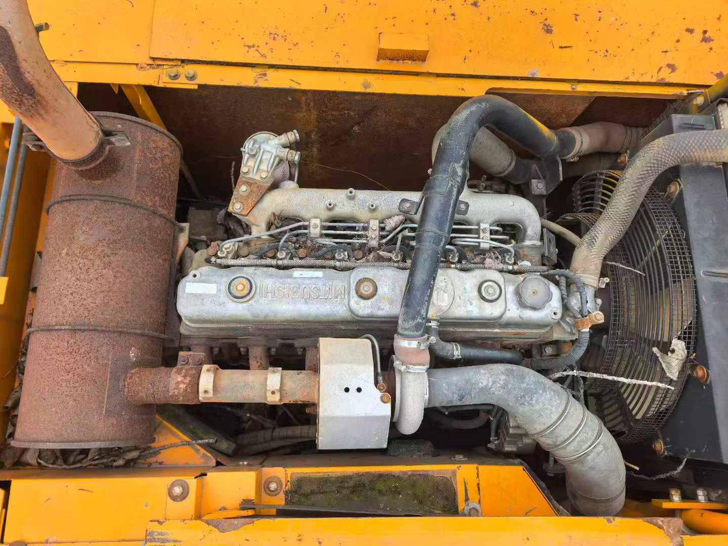 Buy Sany SY215C Used Excavator / 4 Buy Sany SY215C Used Excavator / 4