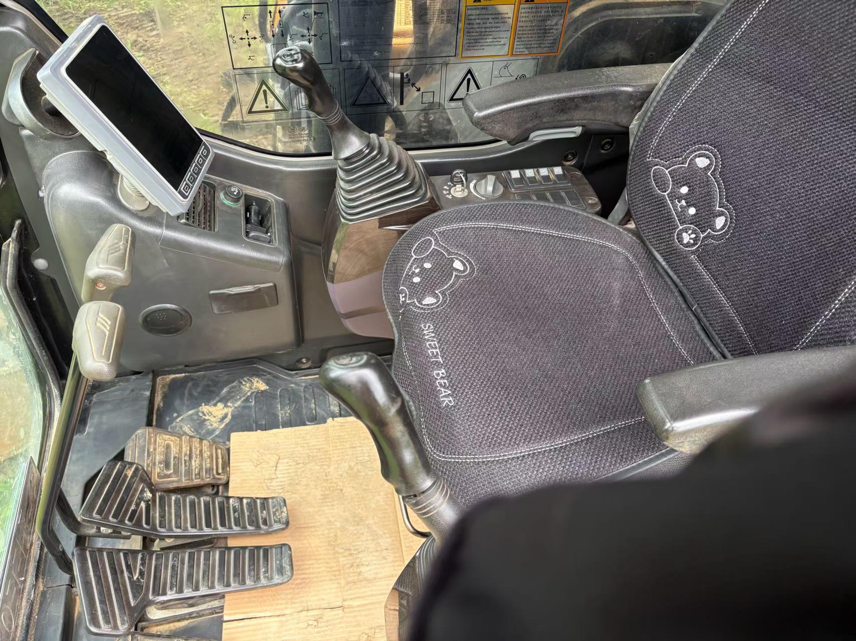 Buy Sany SY205C Used Excavator / 6 Buy Sany SY205C Used Excavator / 6
