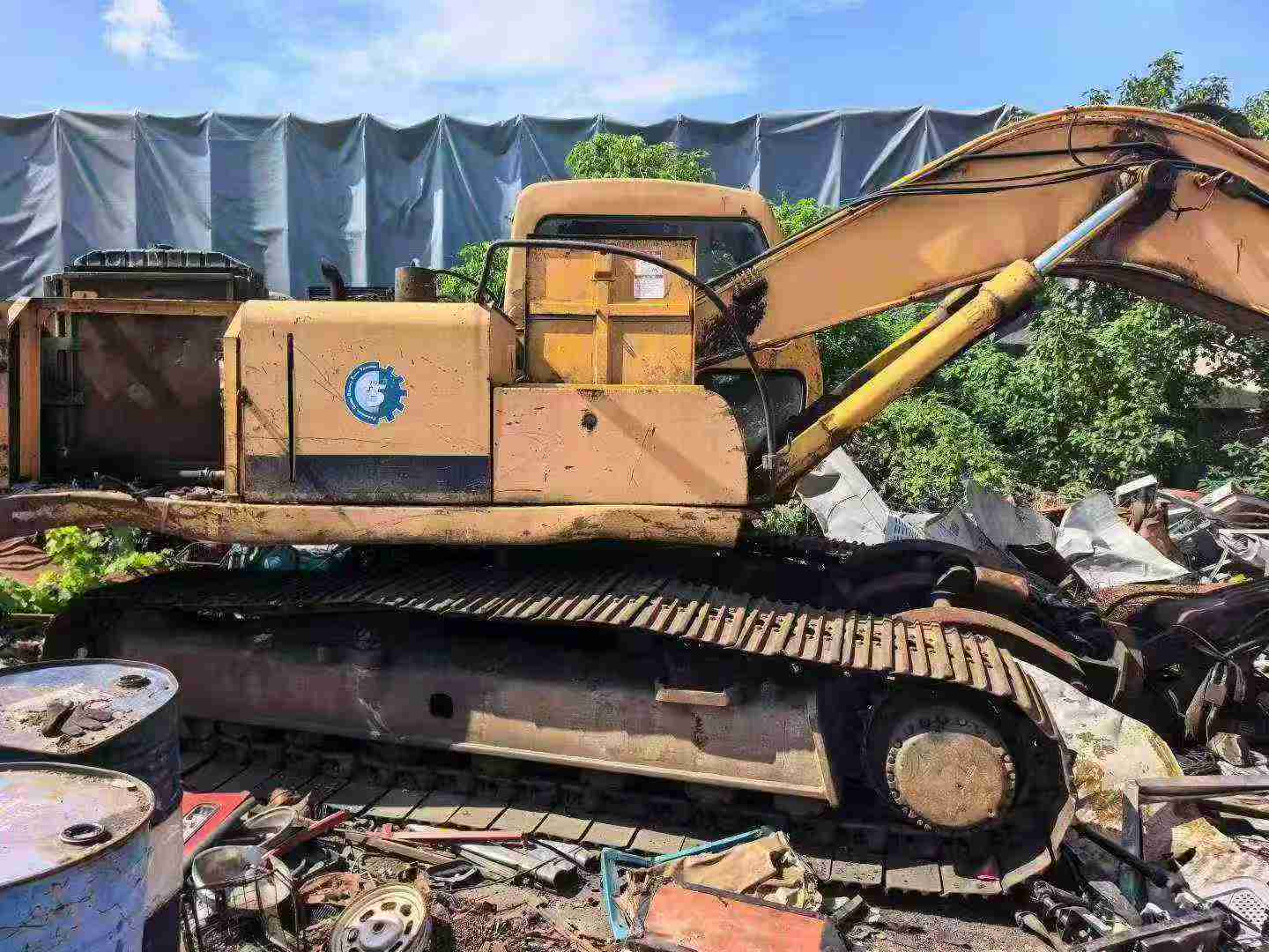 Buy Hyundai R210W Used Excavator / 3 Buy Hyundai R210W Used Excavator / 3
