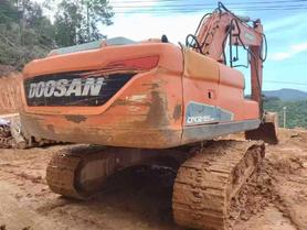 Buy Doosan DX215-9C Used Excavator / 3 Buy Doosan DX215-9C Used Excavator / 3