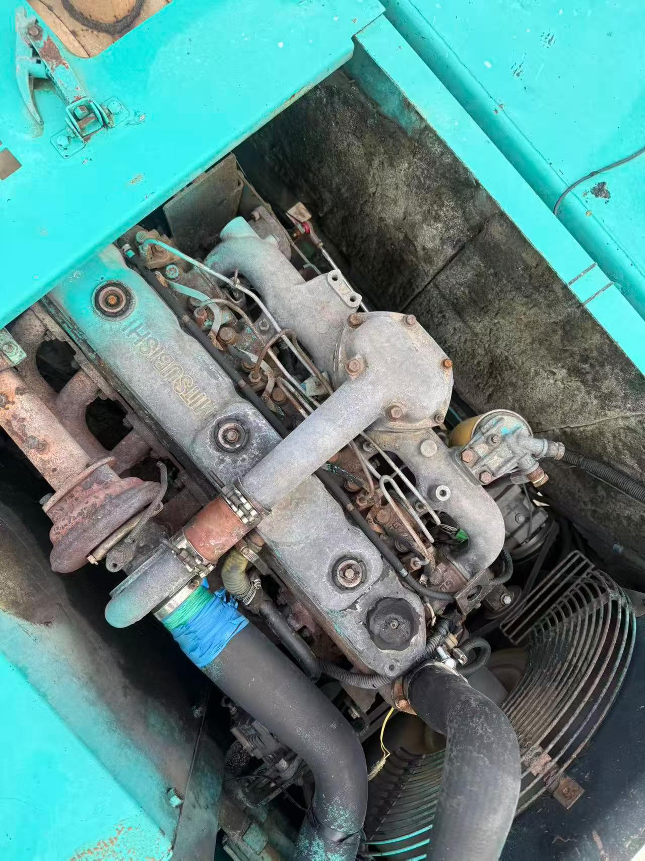 Buy Kobelco SK200-2 Used Excavator / 8 Buy Kobelco SK200-2 Used Excavator / 8