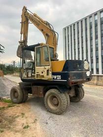 Buy Komatsu PC100-5 Used Excavator / 4 Buy Komatsu PC100-5 Used Excavator / 4