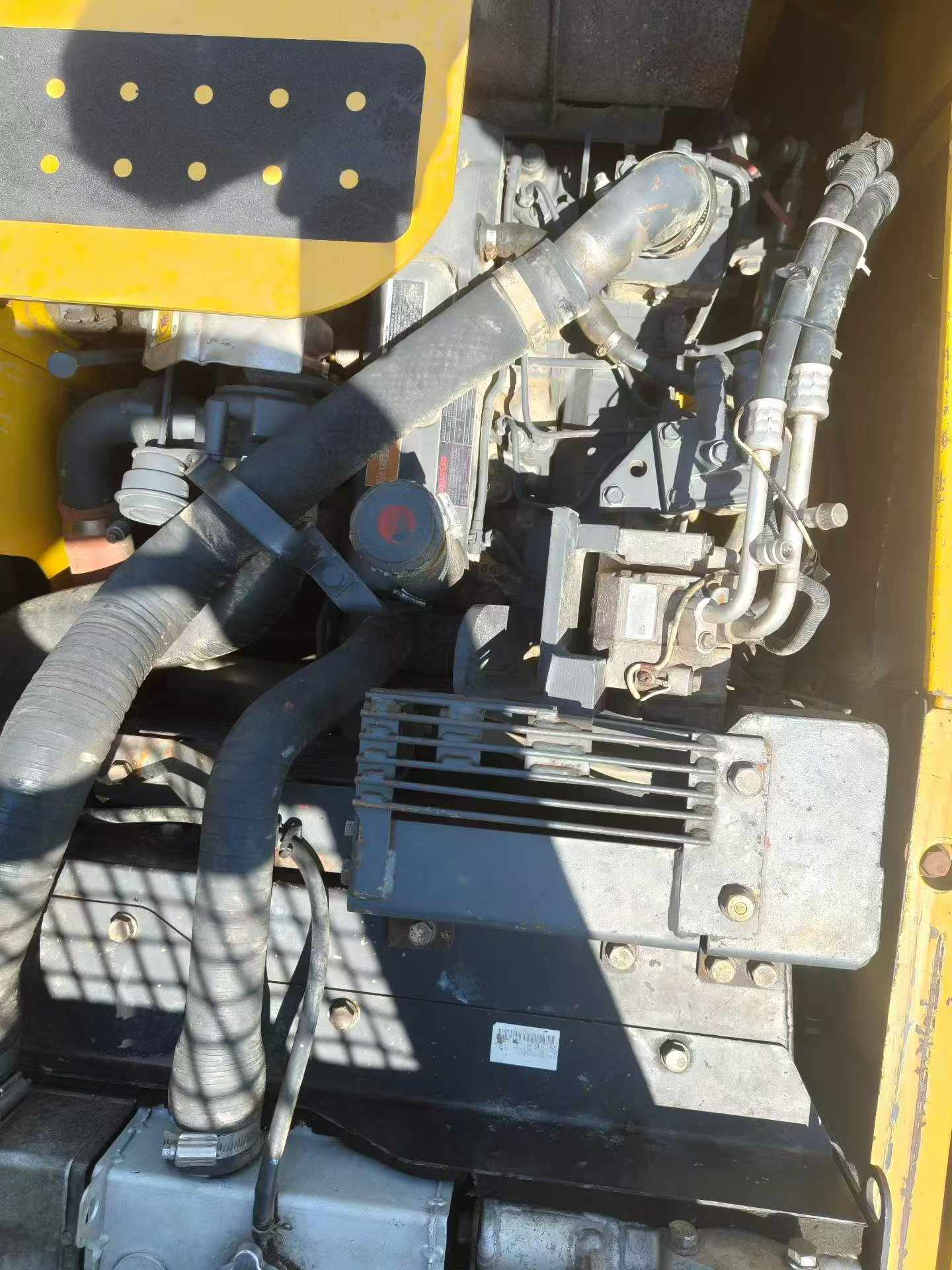 Buy Komatsu PC130-7 Used Excavator / 4