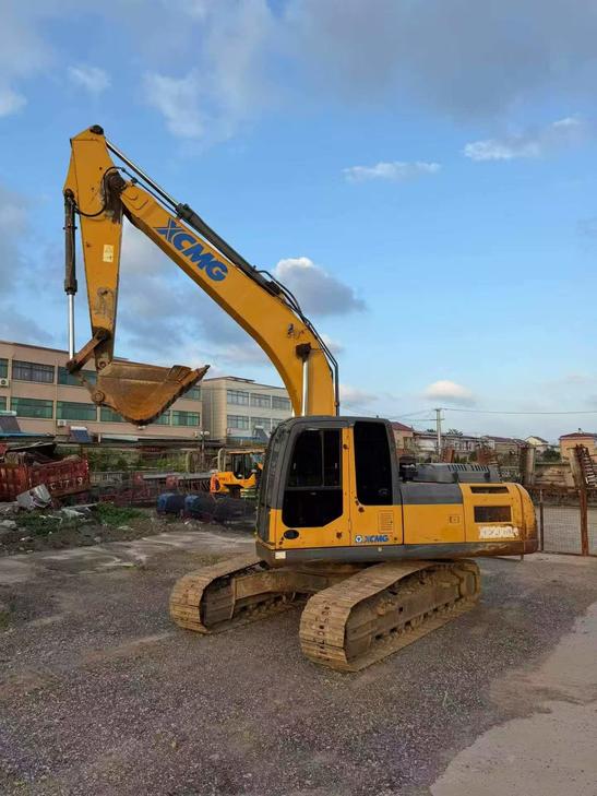 Buy XCMG XE200 Used Excavator / 1