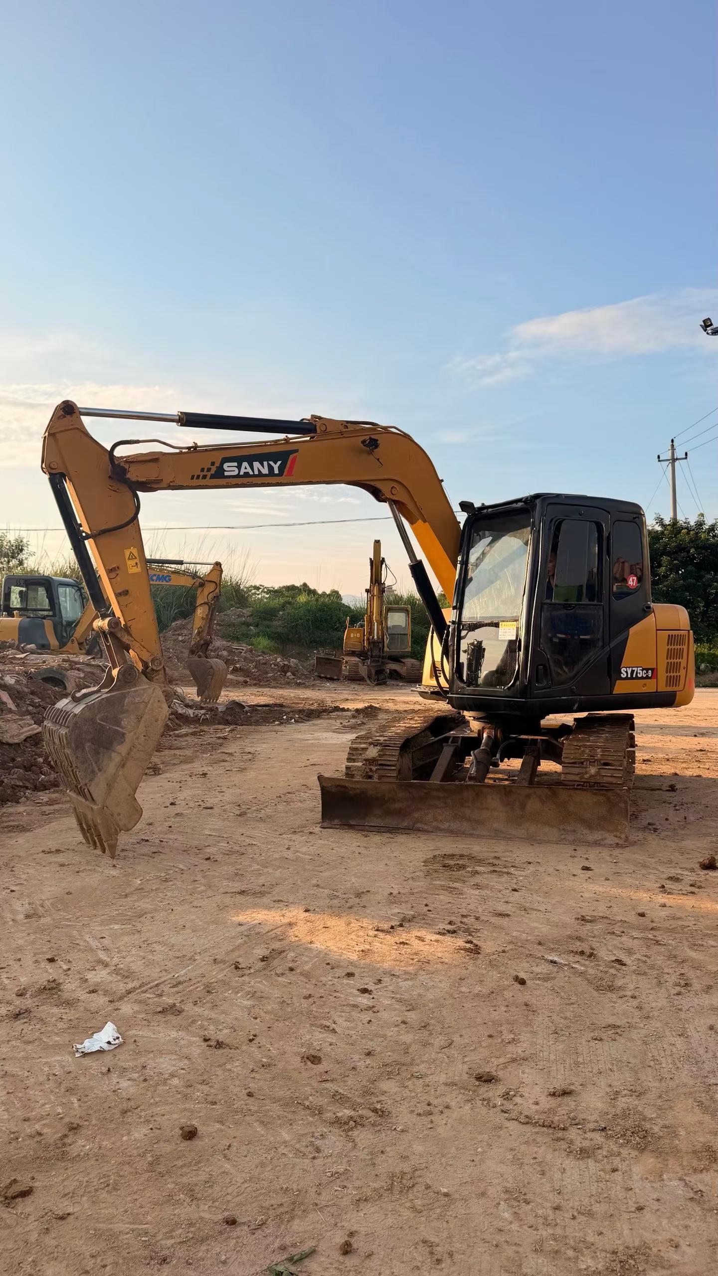 Buy Sany SY75 Used Excavator / 4 Buy Sany SY75 Used Excavator / 4
