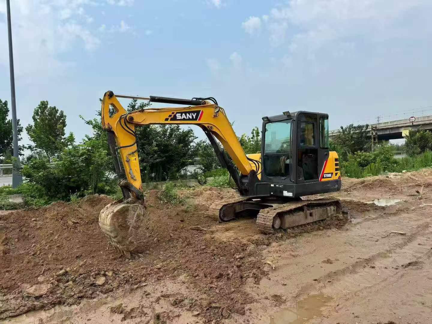 Buy Sany SY60 Used Excavator / 6 Buy Sany SY60 Used Excavator / 6