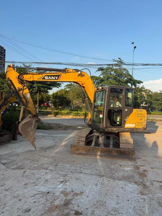 Buy Sany SY75C-8 Used Excavator / 1