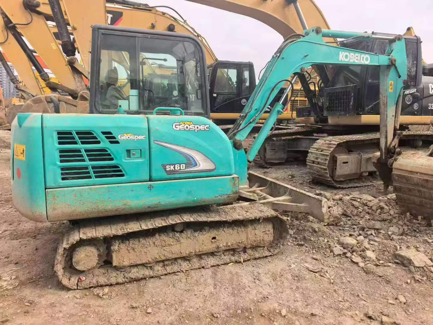 Buy Kobelco SK20SR Used Excavator / 2
