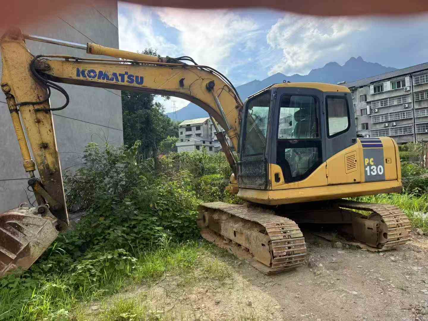 Buy Komatsu PC110-7 Used Excavator / 4