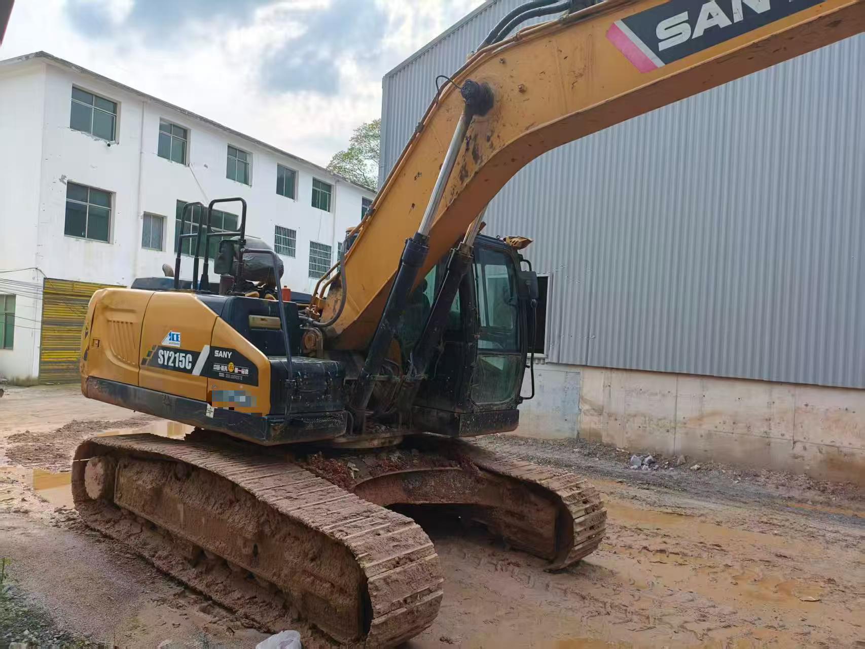 Buy Sany SY215C Used Excavator / 3 Buy Sany SY215C Used Excavator / 3