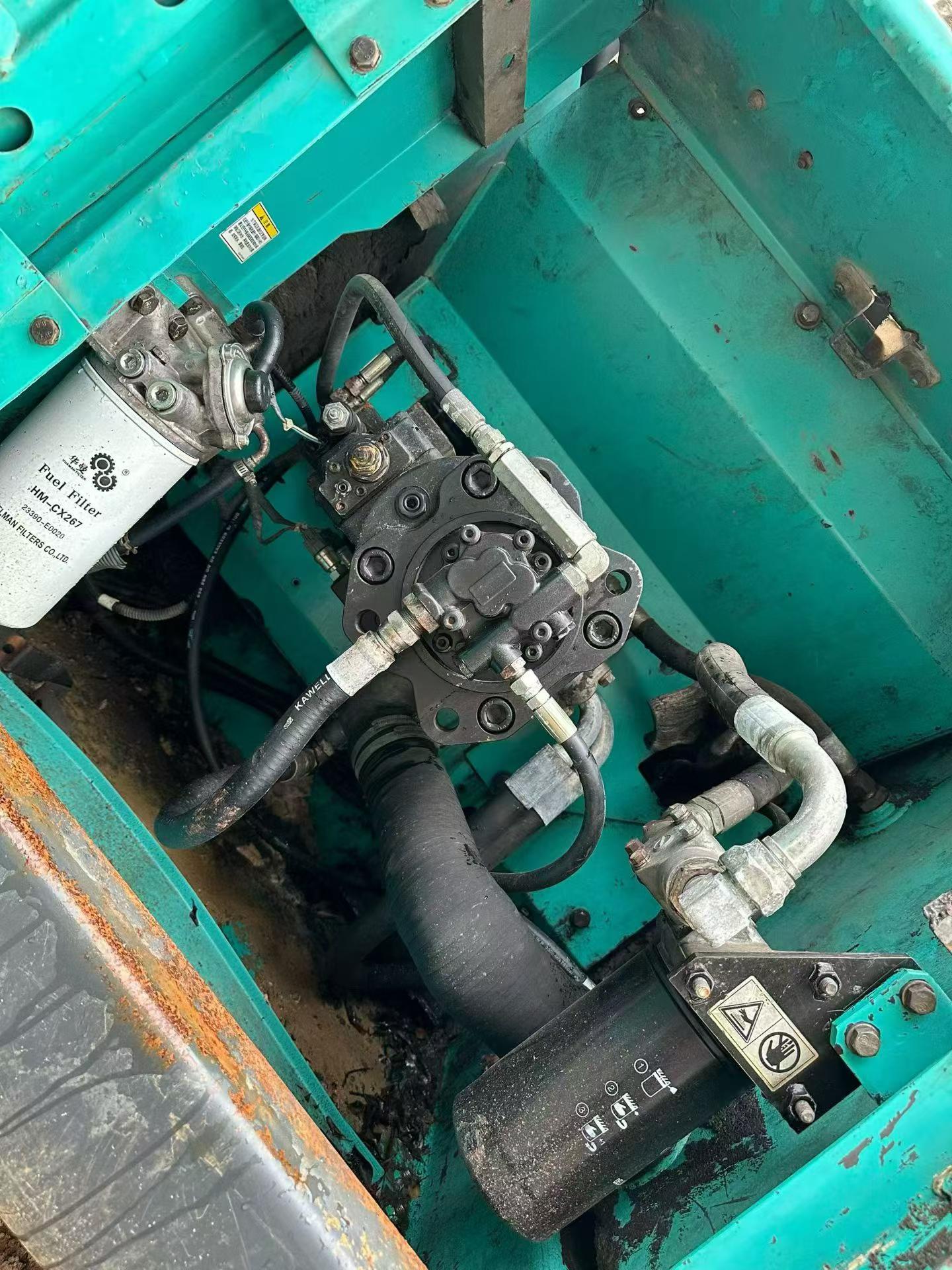 Buy Kobelco SK200-8 Used Excavator / 7