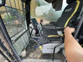 Buy Sany SY650H Used Excavator / 4 Buy Sany SY650H Used Excavator / 4