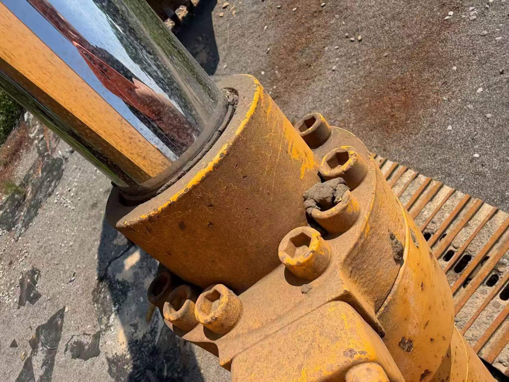 Acheter Pelle Hyundai R225-7 d'occasion / 8