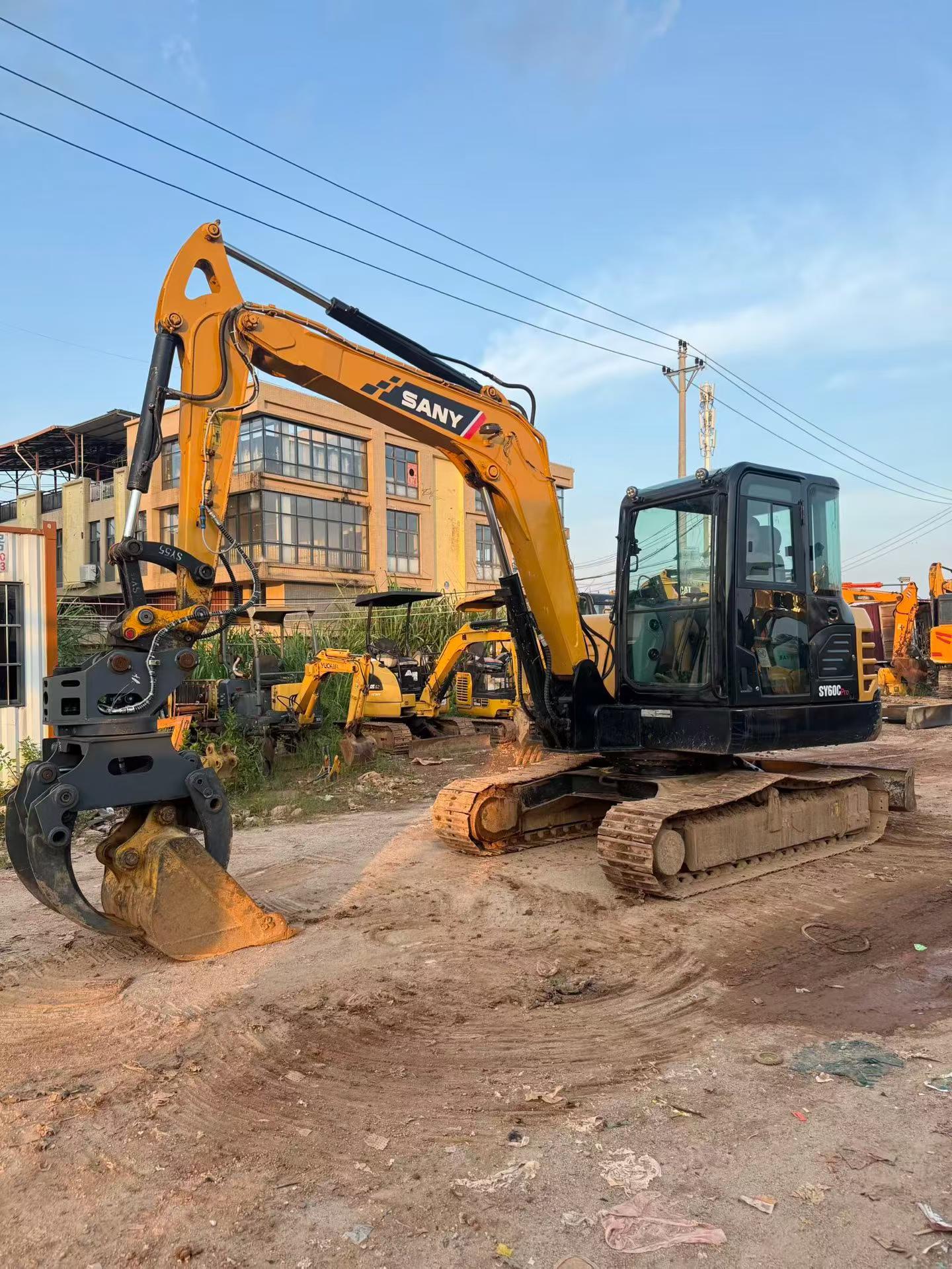 Buy Sany SY60 Used Excavator / 1