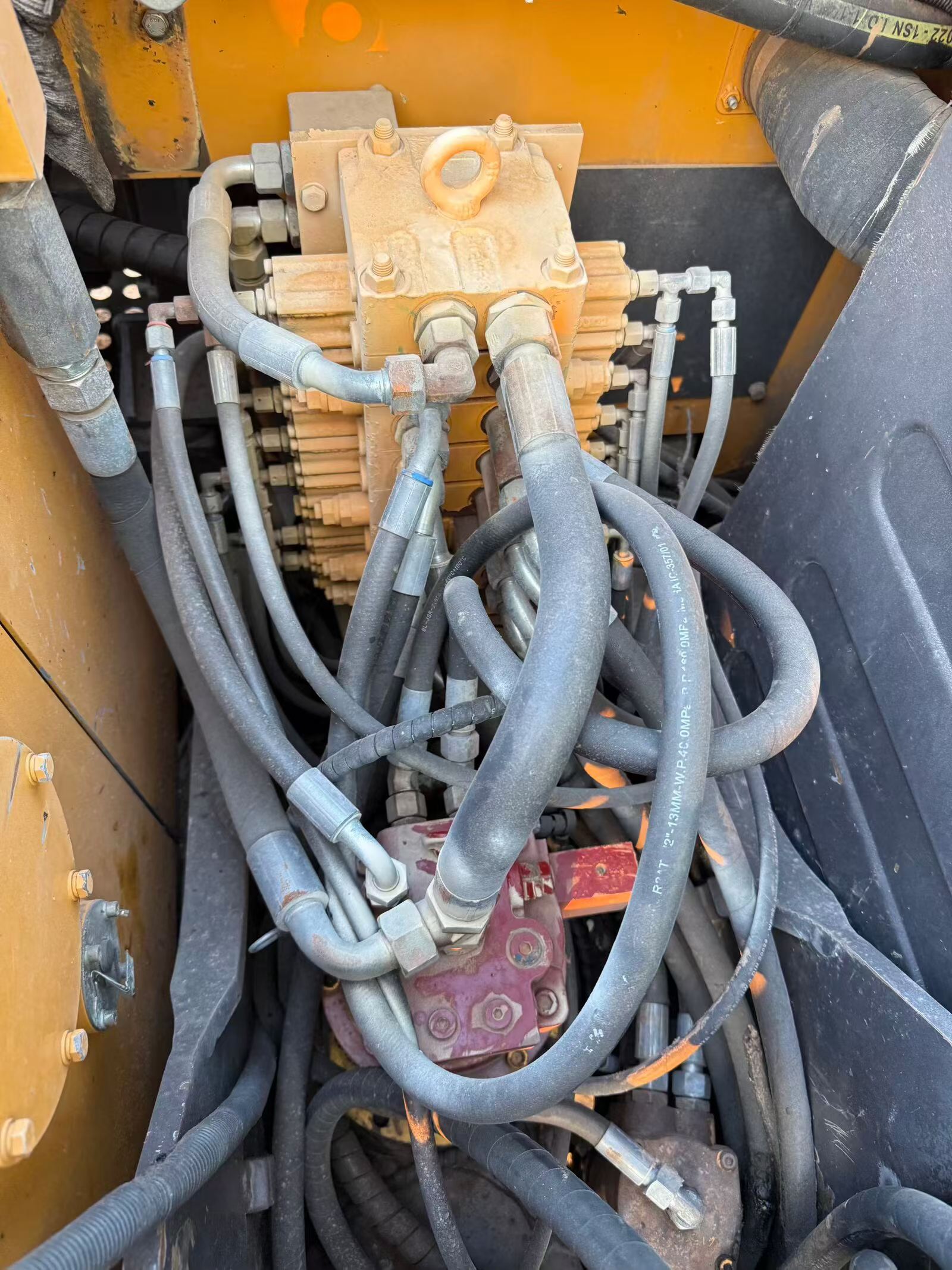 Buy Sany SY95C Used Excavator / 6 Buy Sany SY95C Used Excavator / 6