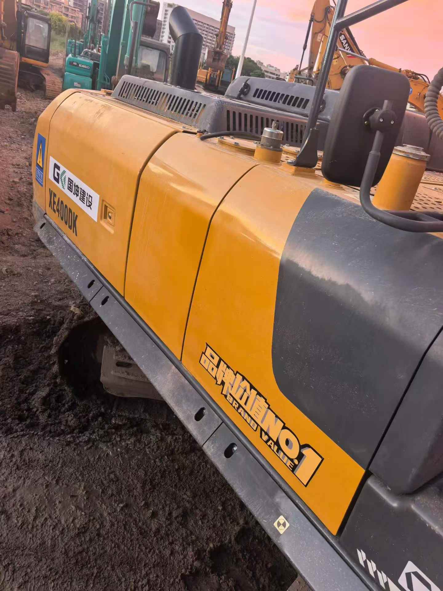 Compre Excavadora XCMG XE400T Usada / 9