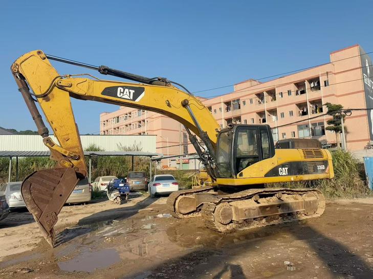 Buy Caterpillar 330B Used Excavator / 1