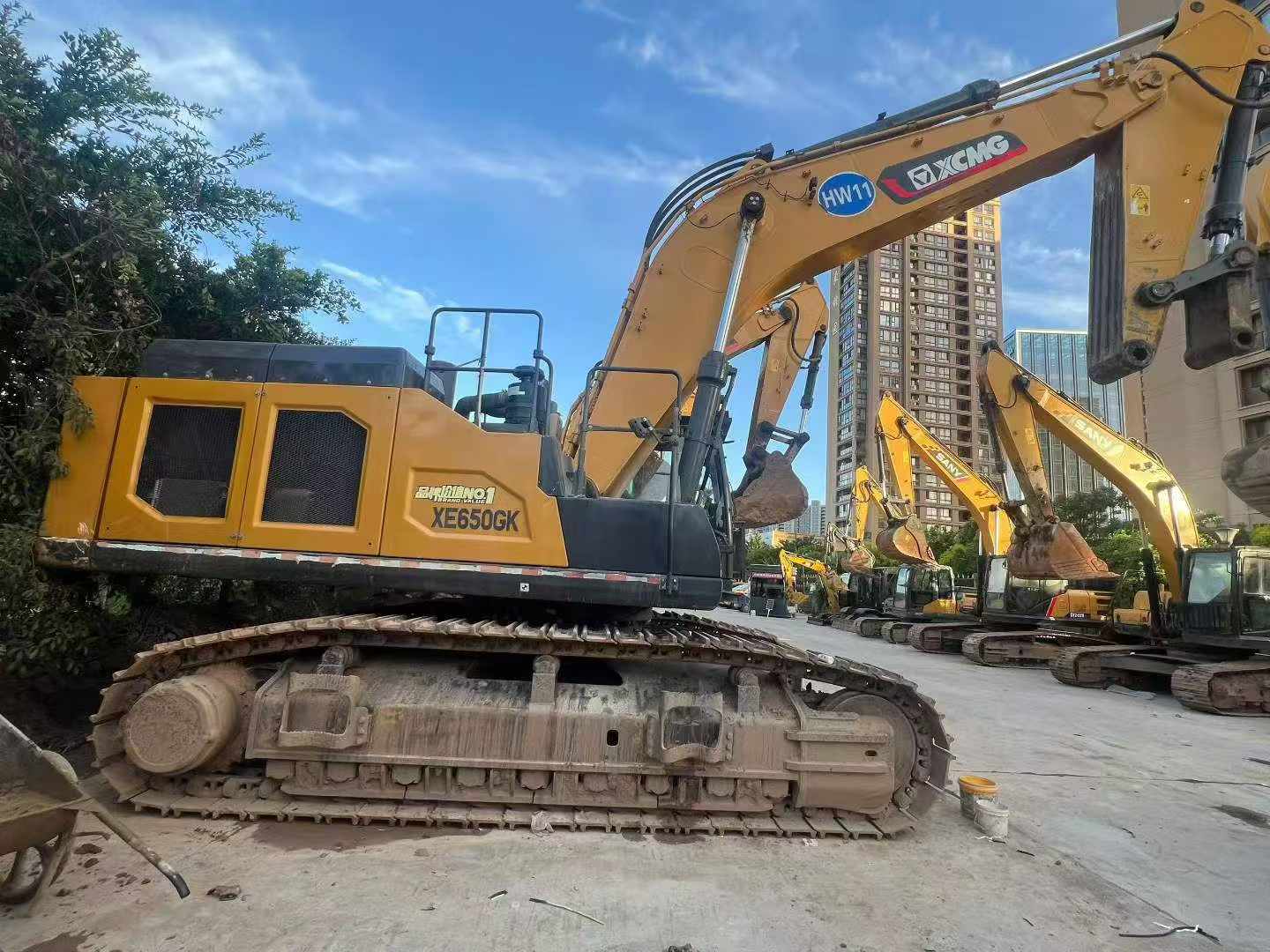 Compre Excavadora XCMG XE650DP Usada / 7