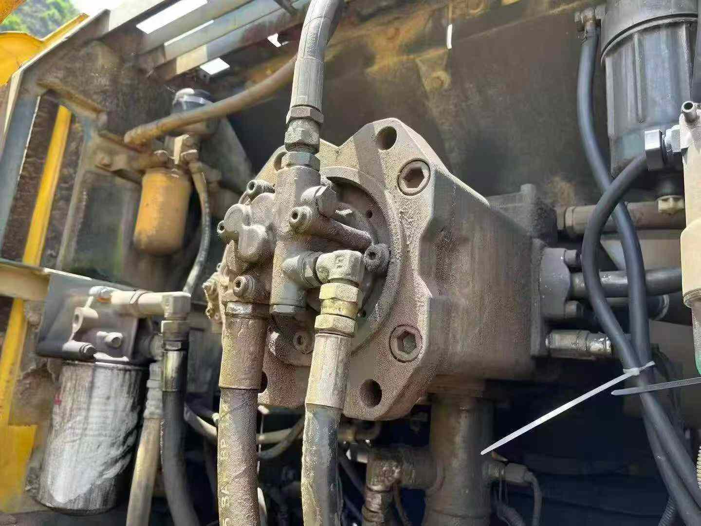 Buy Sumitomo SH350-5 Used Excavator / 5 Buy Sumitomo SH350-5 Used Excavator / 5