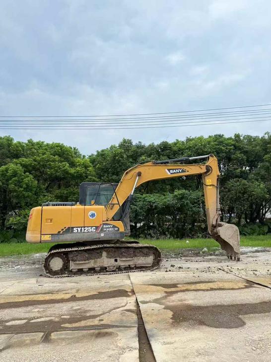 Buy Sany SY125C Used Excavator / 1