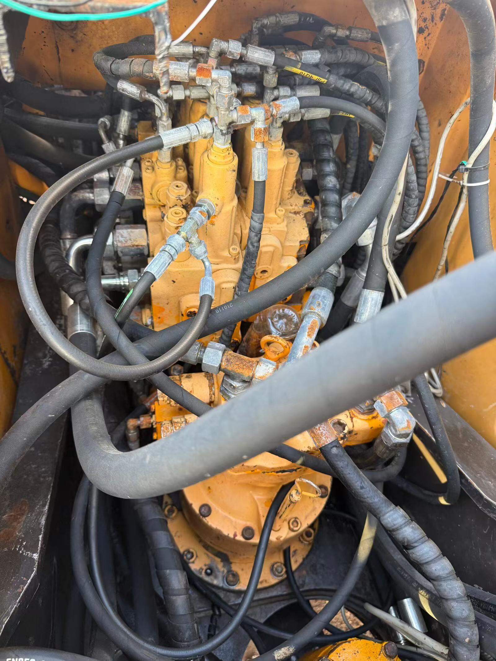 Buy Sany SY135 Used Excavator / 6 Buy Sany SY135 Used Excavator / 6