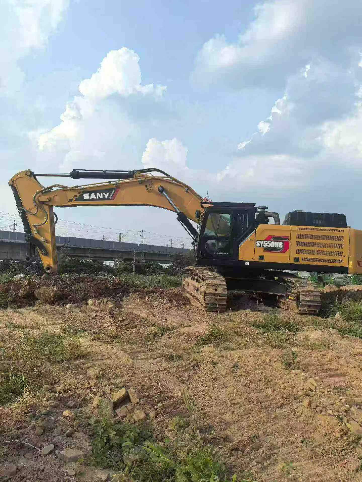 Buy Sany SY550H Used Excavator