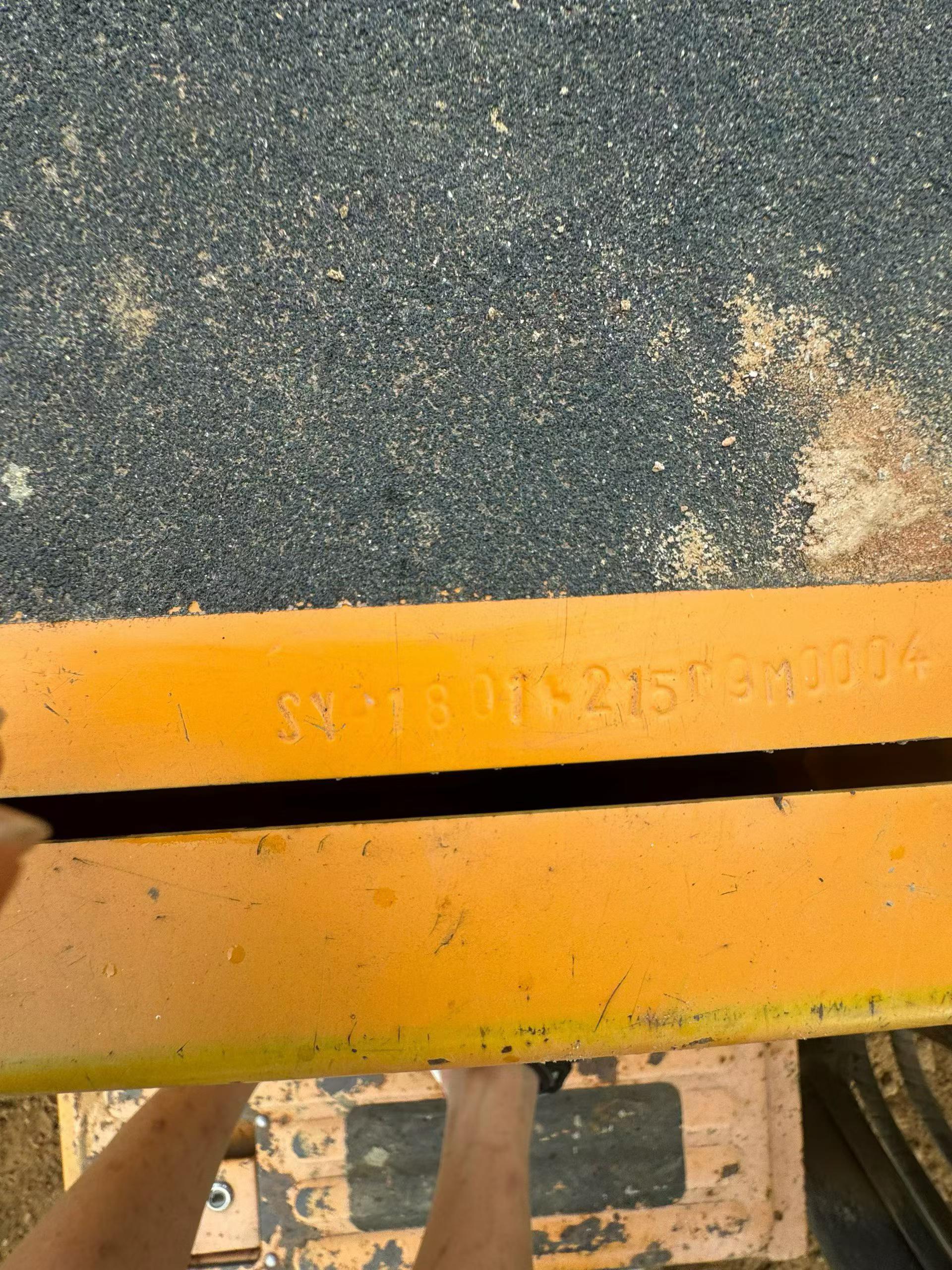 Buy Sany SY215C Used Excavator / 8