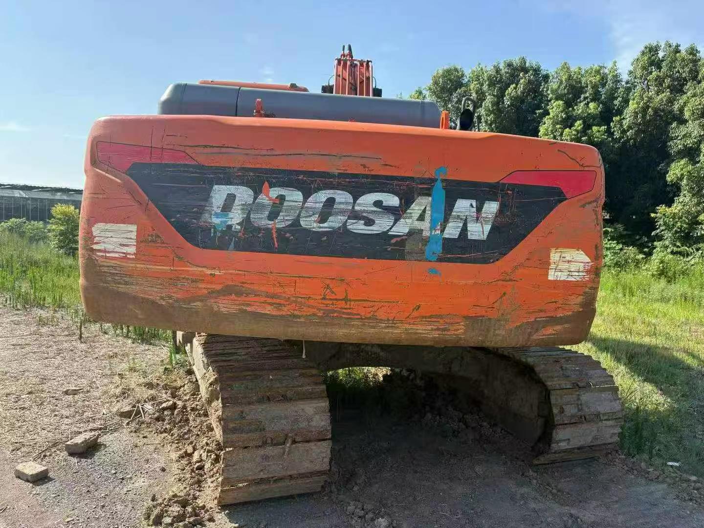 Acheter Pelle Doosan DH215-9 d'occasion / 4 Acheter Pelle Doosan DH215-9 d'occasion / 4
