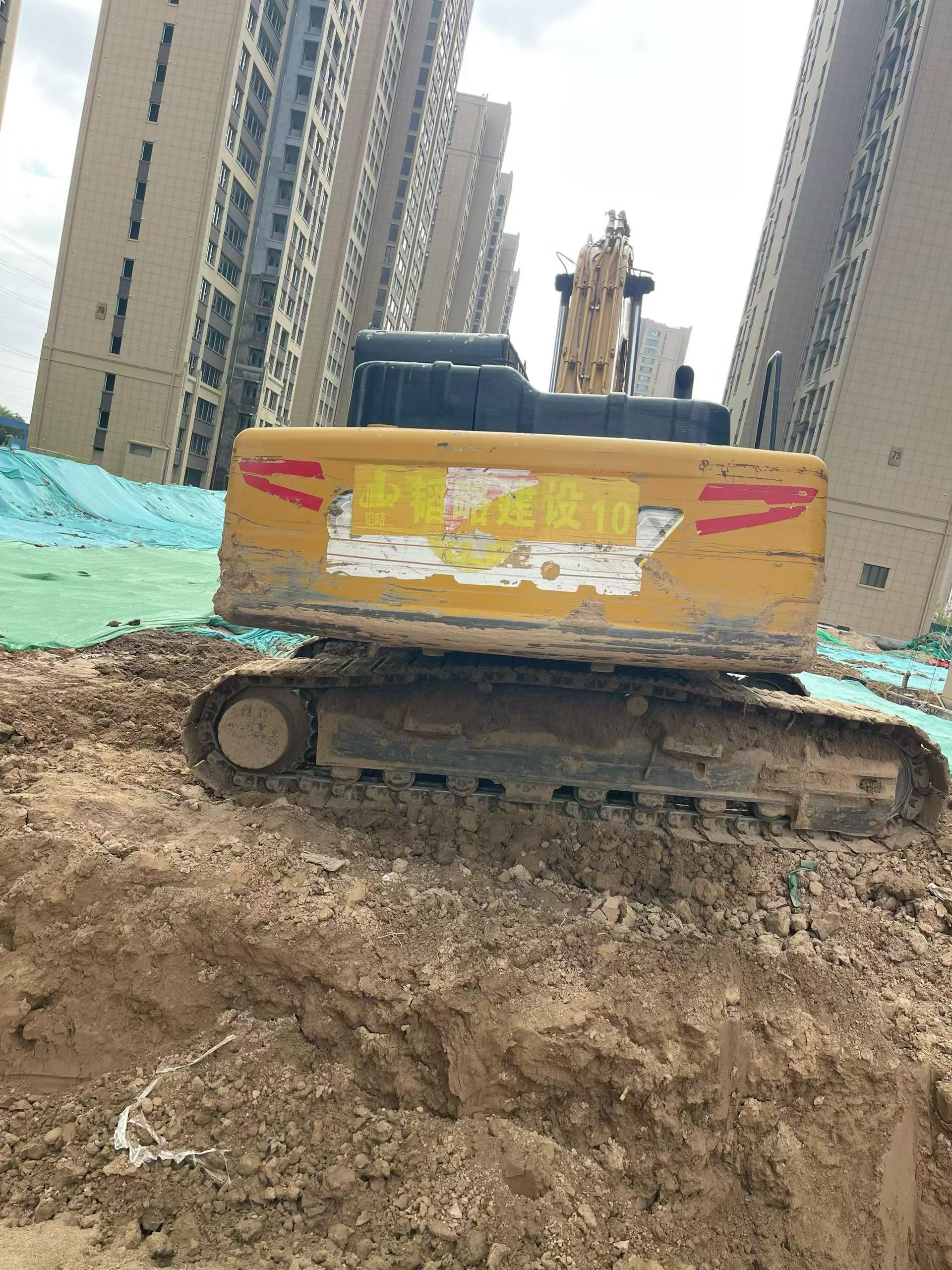 Buy Sany SY215C Used Excavator / 5 Buy Sany SY215C Used Excavator / 5