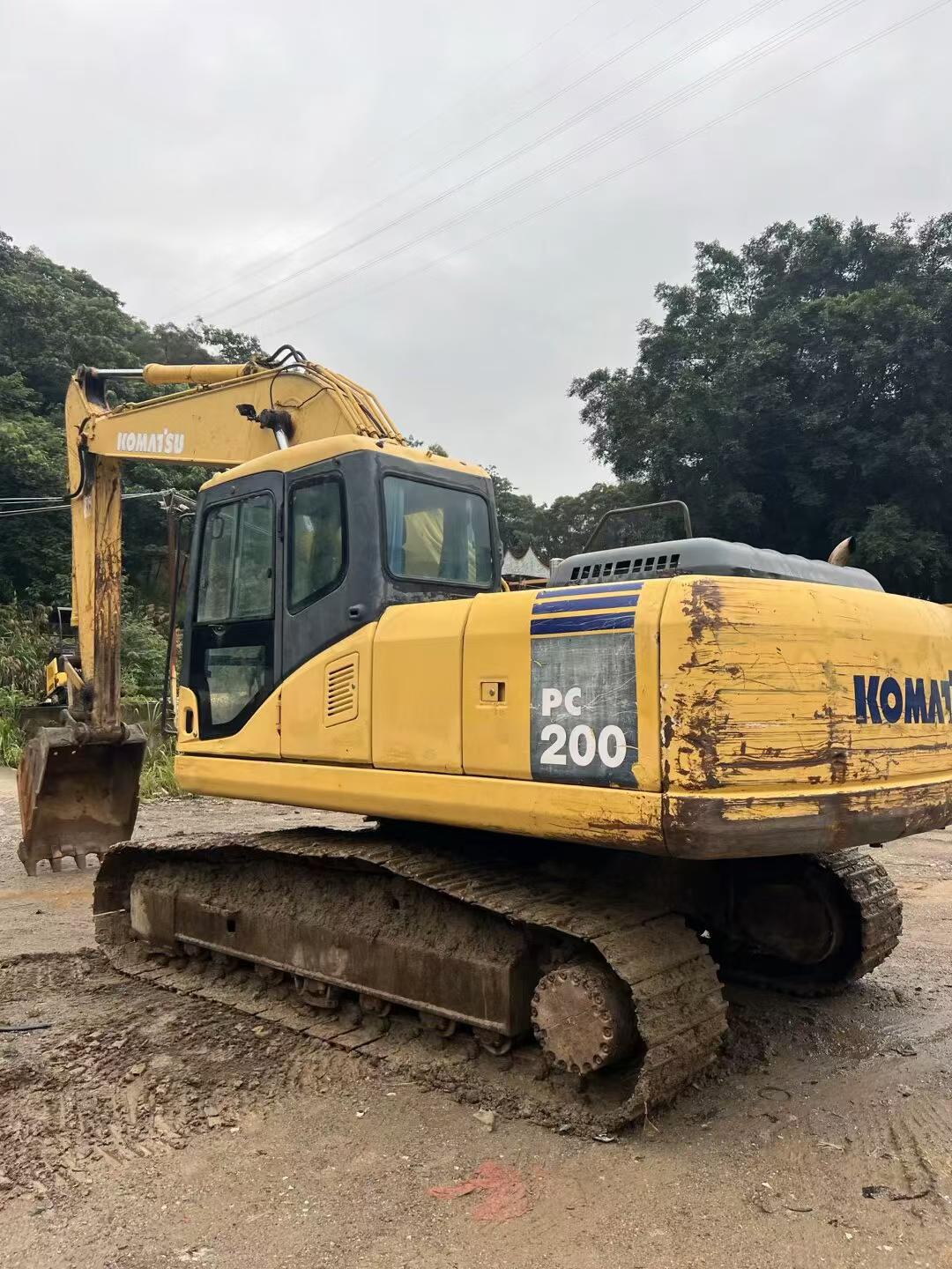 Buy Komatsu PC200-7 Used Excavator / 9 Buy Komatsu PC200-7 Used Excavator / 9