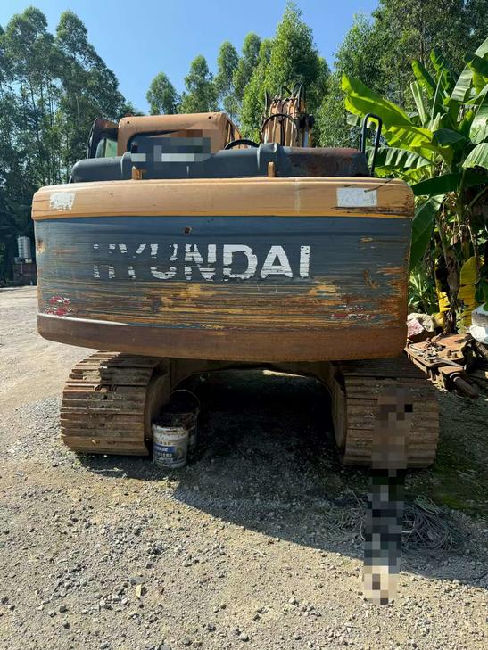 Buy Hyundai R130W Used Excavator / 1