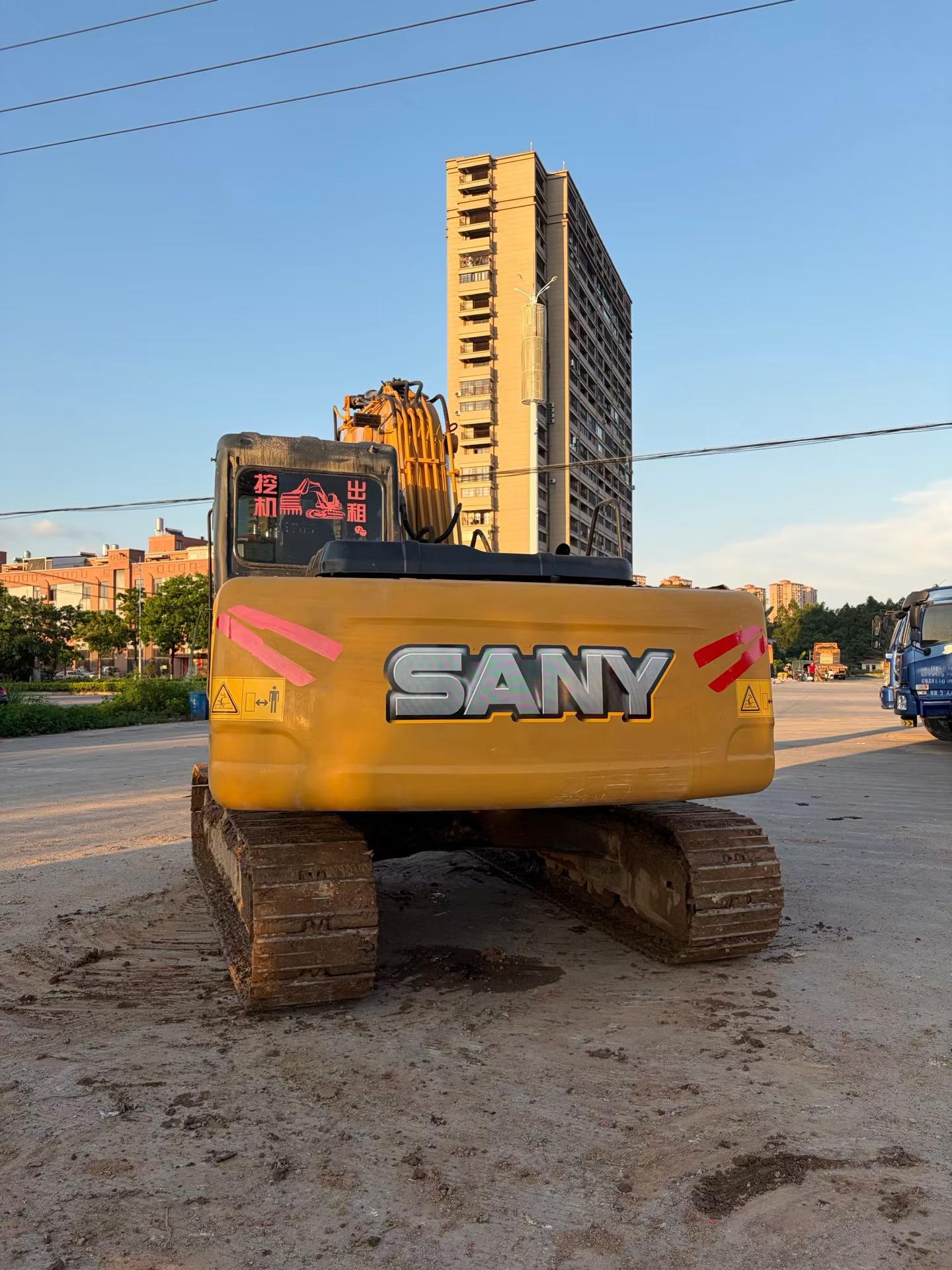 Buy Sany SY135 Used Excavator / 7 Buy Sany SY135 Used Excavator / 7