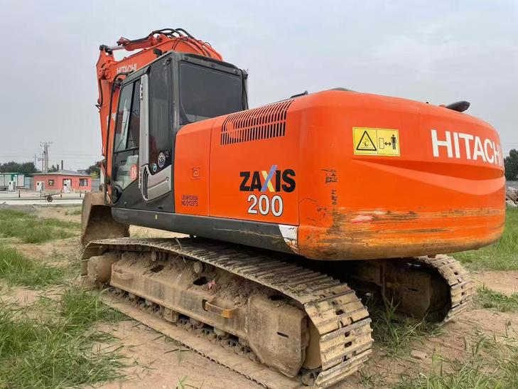 Buy Hitachi EX200 Used Excavator / 1