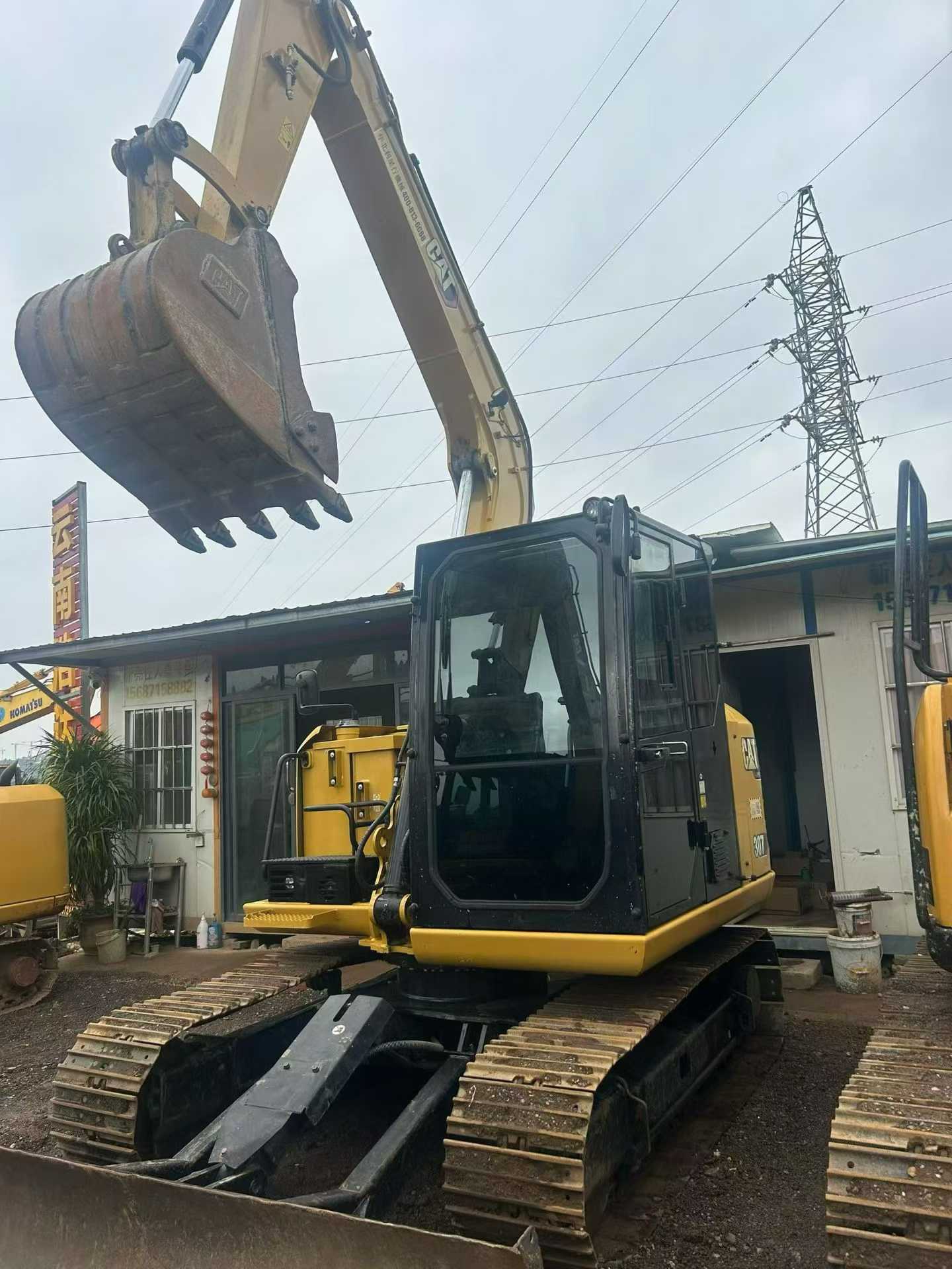 Buy Caterpillar 307B Used Excavator